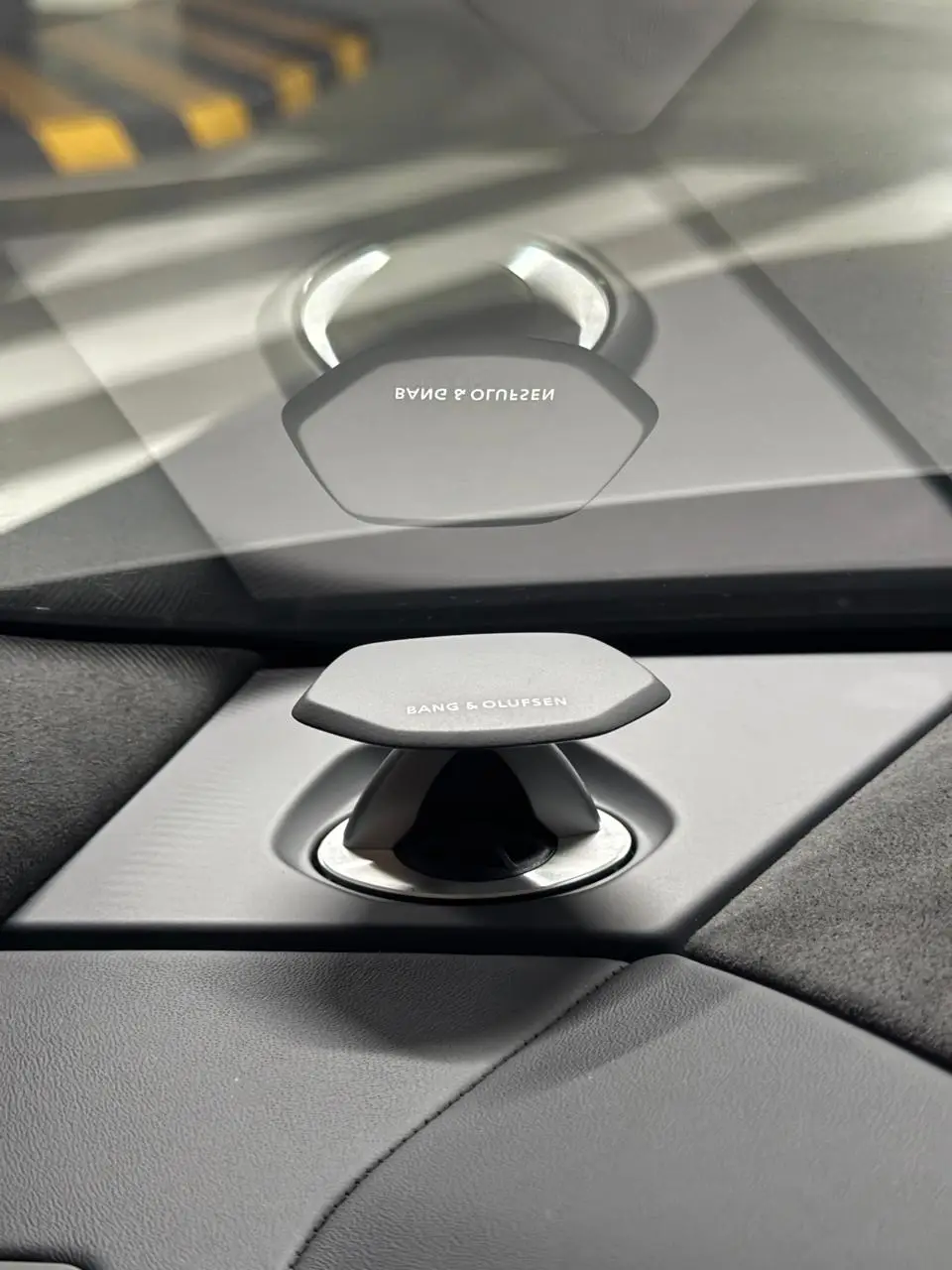 Lamborghini Urus SE, I Рестайлинг, 2025 купить в салоне Million Miles