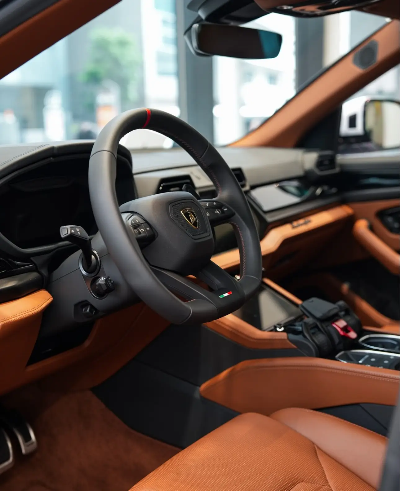 Lamborghini Urus, I Рестайлинг, 2025 купить в салоне Million Miles