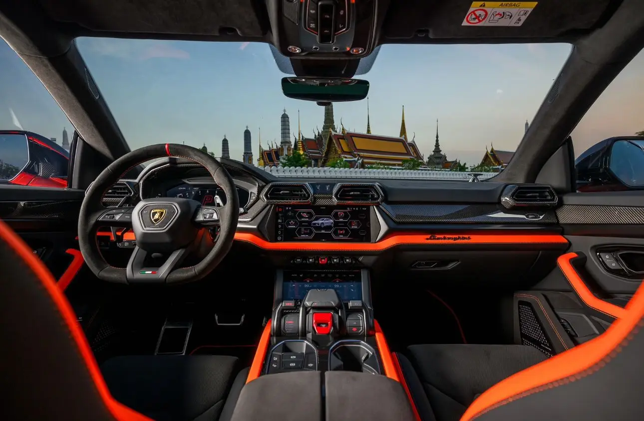 Lamborghini Urus, I Рестайлинг, 2025 купить в салоне Million Miles