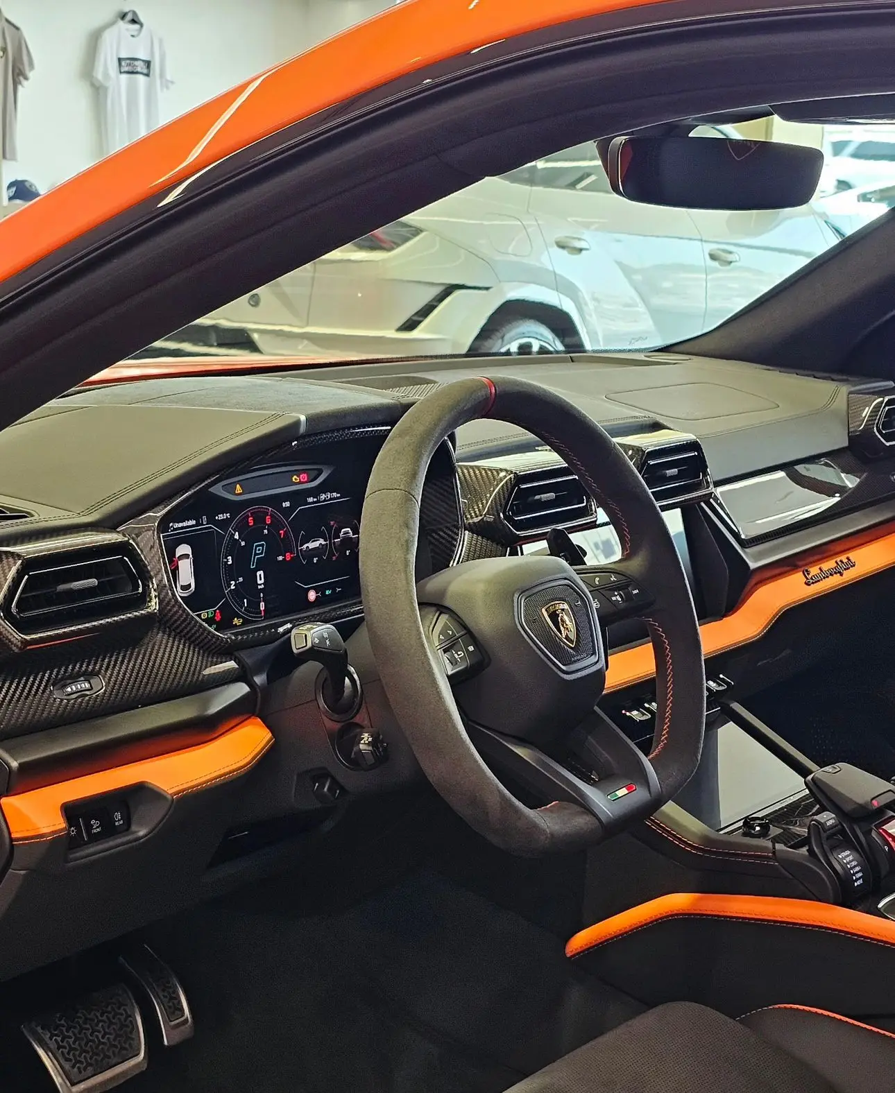 Lamborghini Urus, I Рестайлинг, 2025 купить в салоне Million Miles