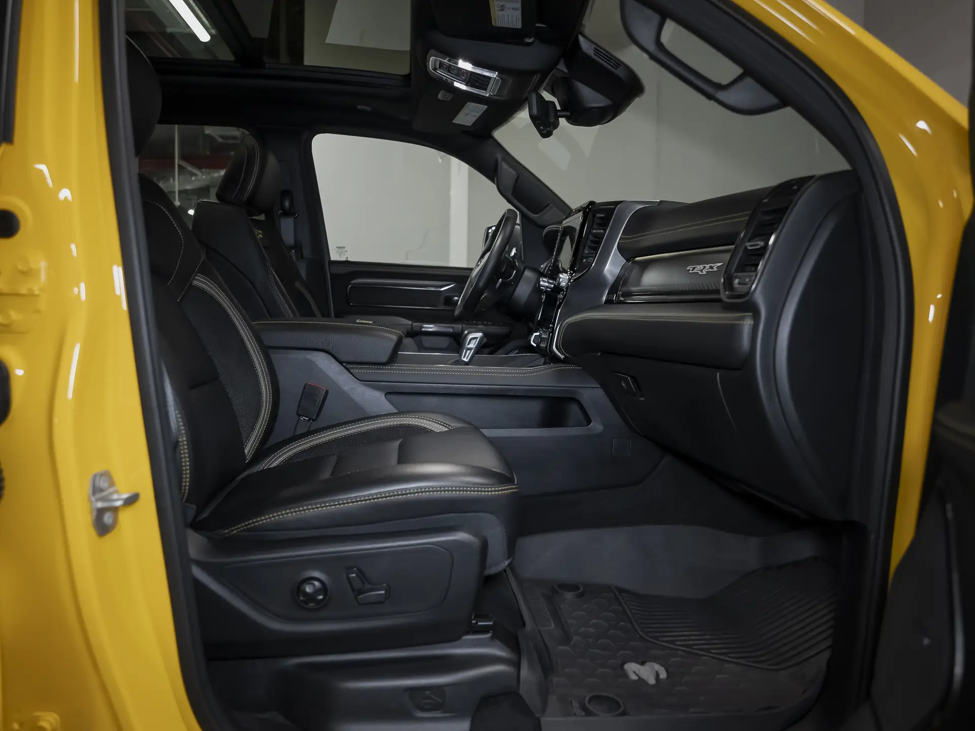 Ram 1500, V, 2023 купить в салоне Million Miles