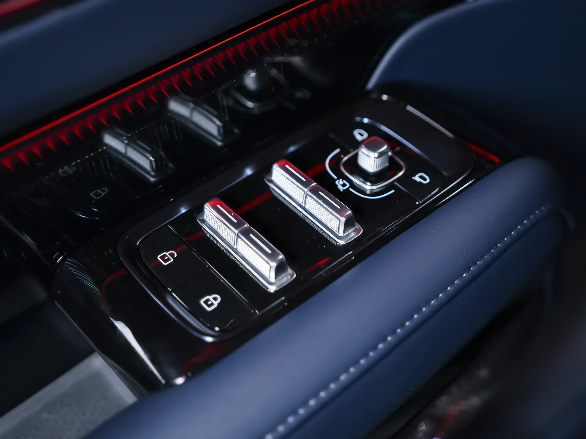 Zeekr 9X, I, 2025 купить в салоне Million Miles