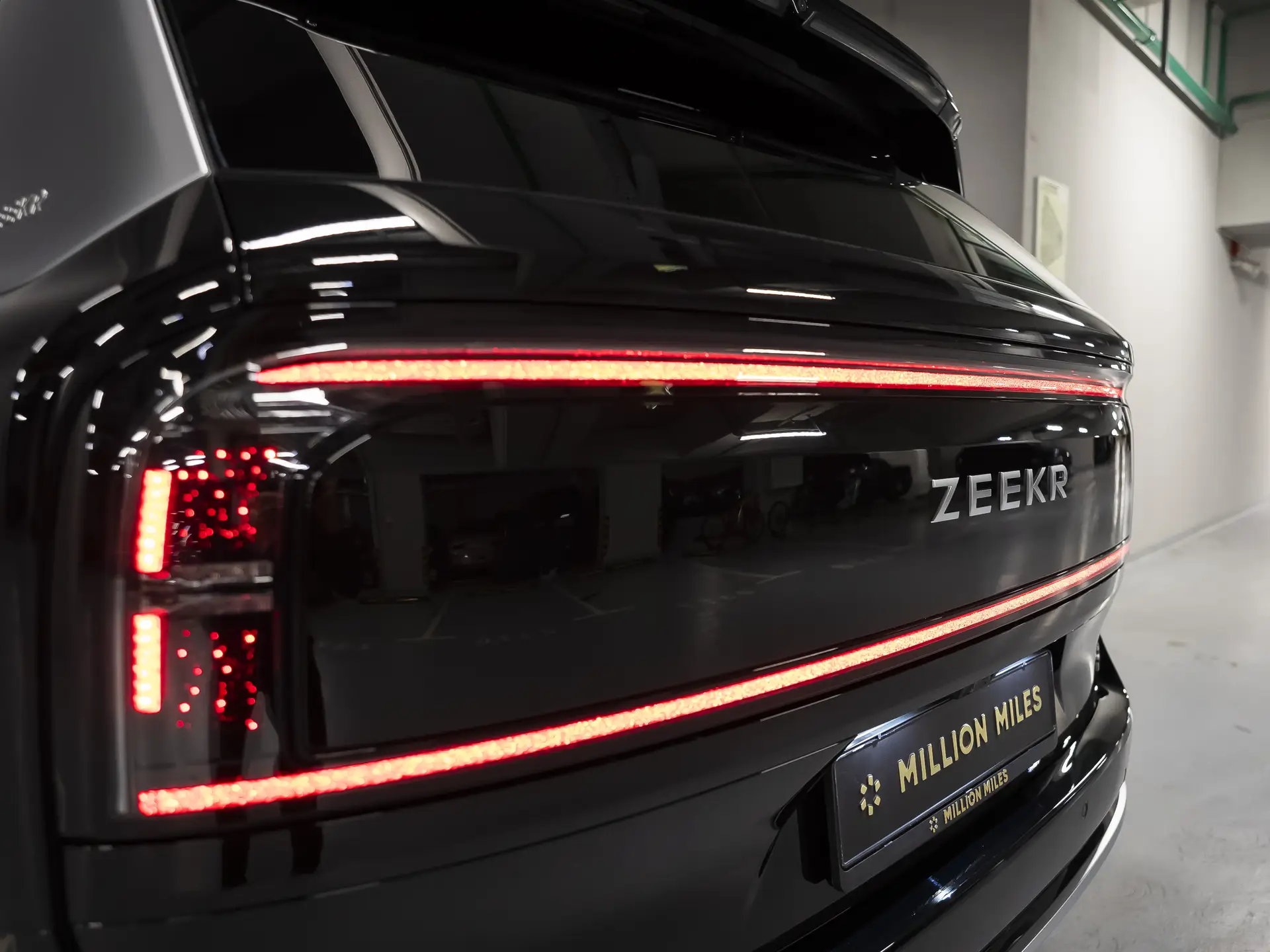 Zeekr 9X, I, 2025 купить в салоне Million Miles