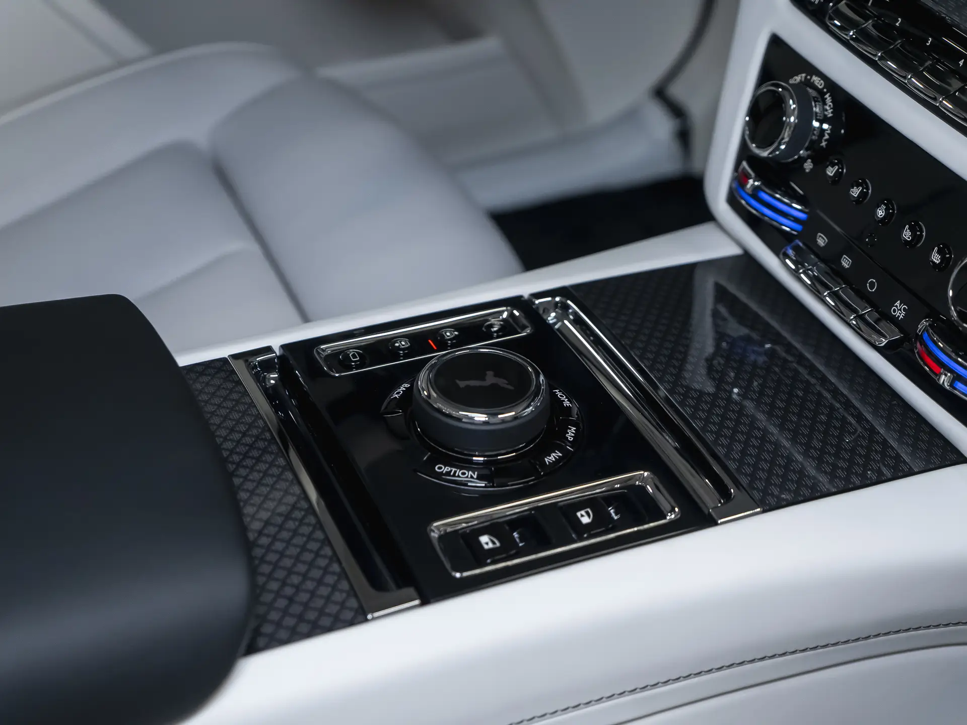 Rolls-Royce Ghost, II Рестайлинг (Series II), 2025 купить в салоне Million Miles