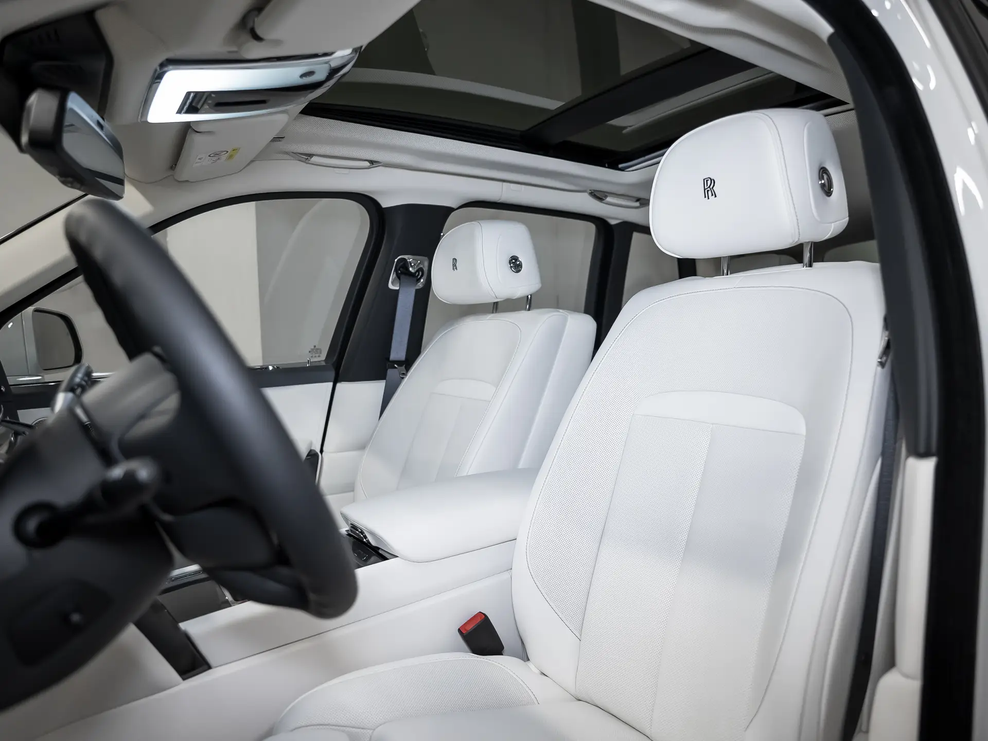 Rolls-Royce Cullinan, I Рестайлинг, 2025 купить в салоне Million Miles