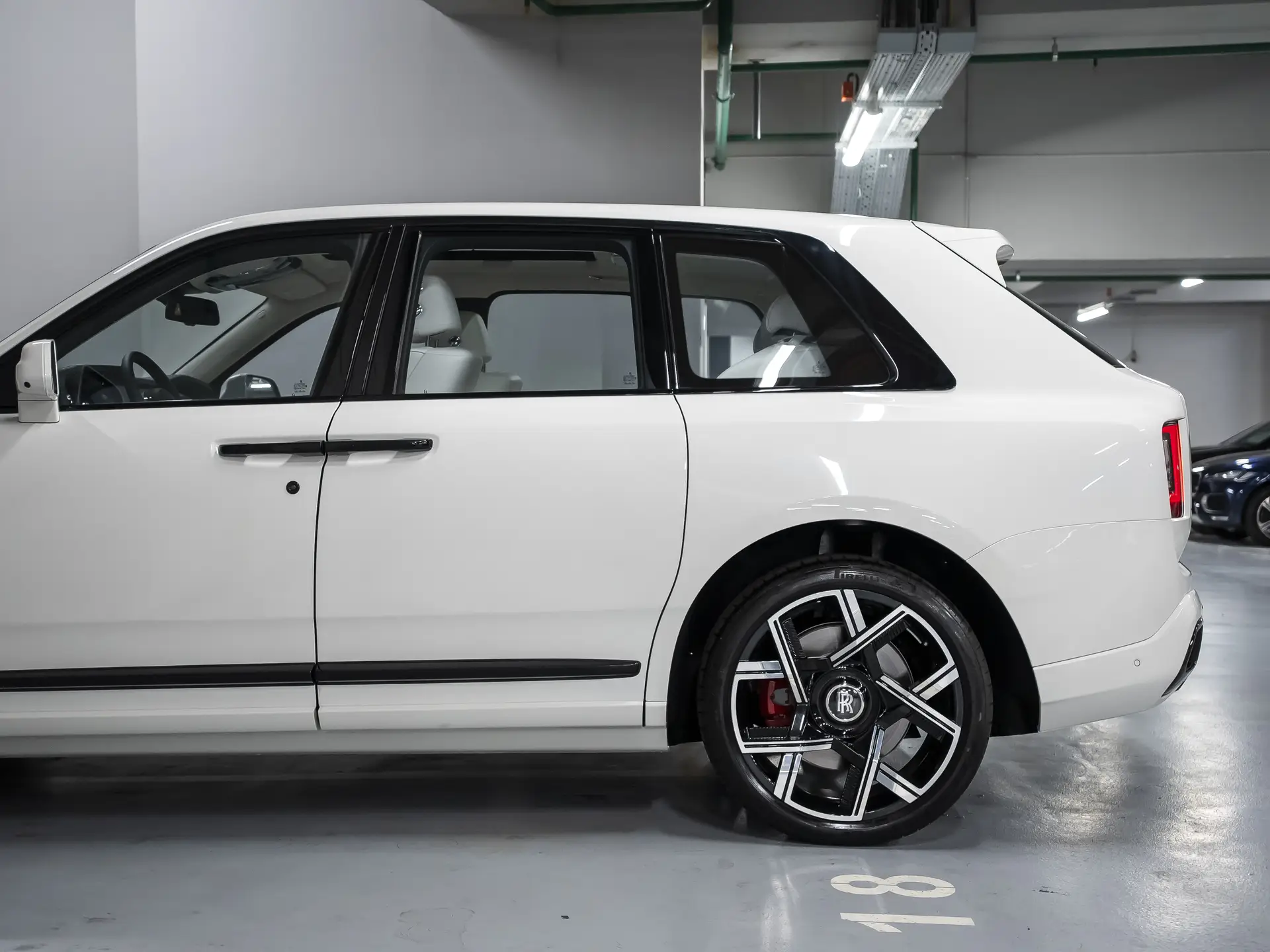 Rolls-Royce Cullinan, I Рестайлинг, 2025 купить в салоне Million Miles