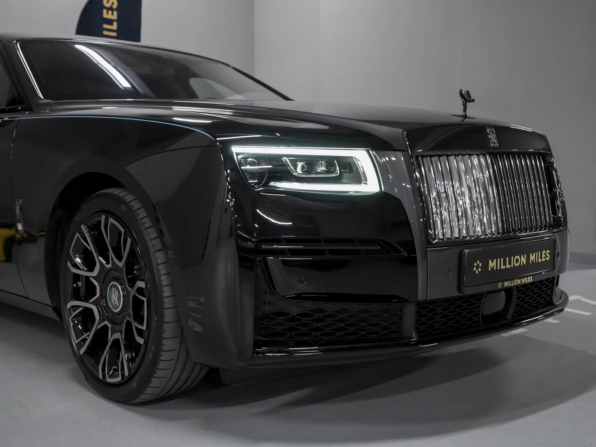 Rolls-Royce Ghost Black Badge, II, 2022 купить в салоне Million Miles