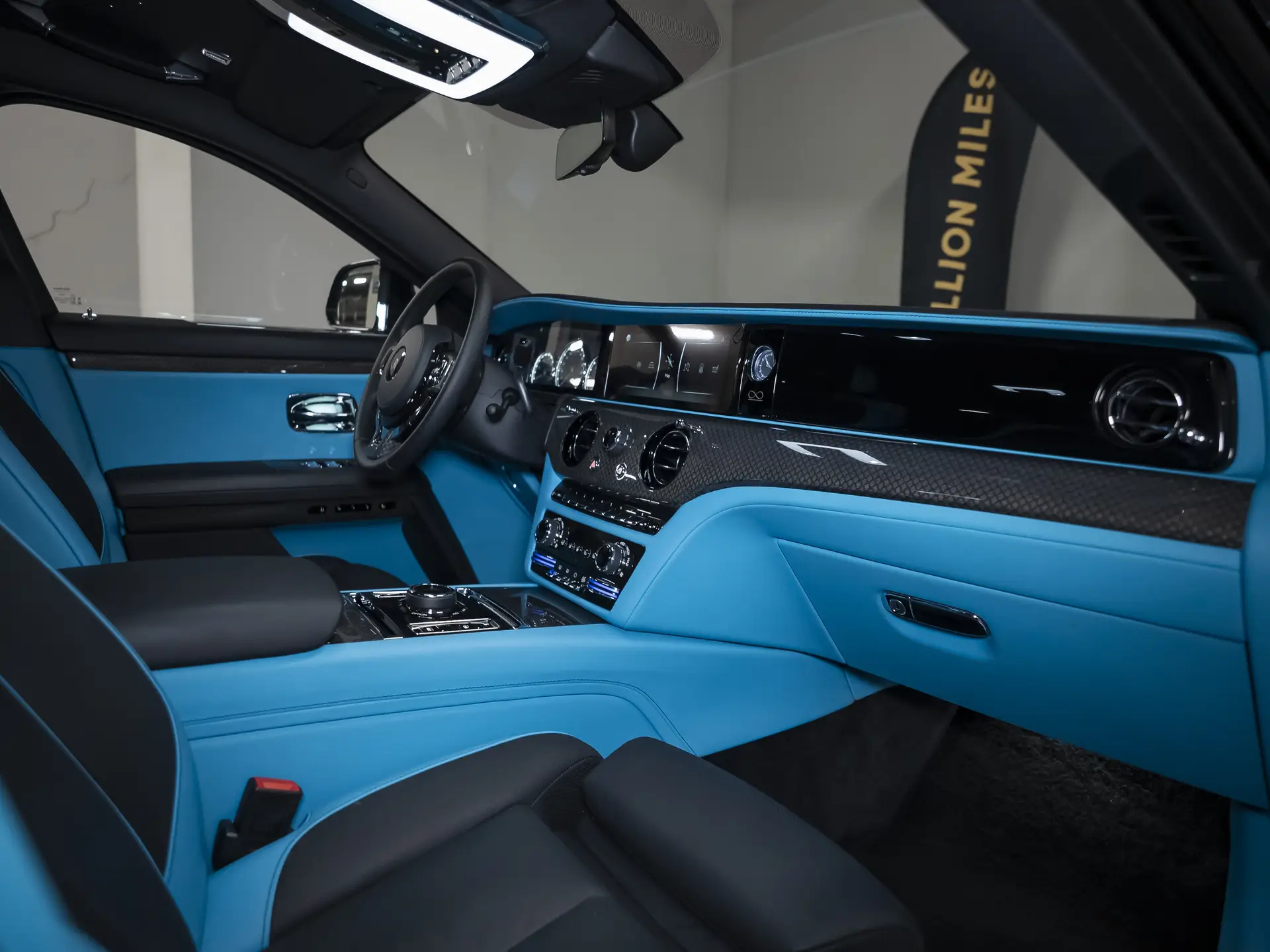 Rolls-Royce Ghost Black Badge, II, 2022 купить в салоне Million Miles