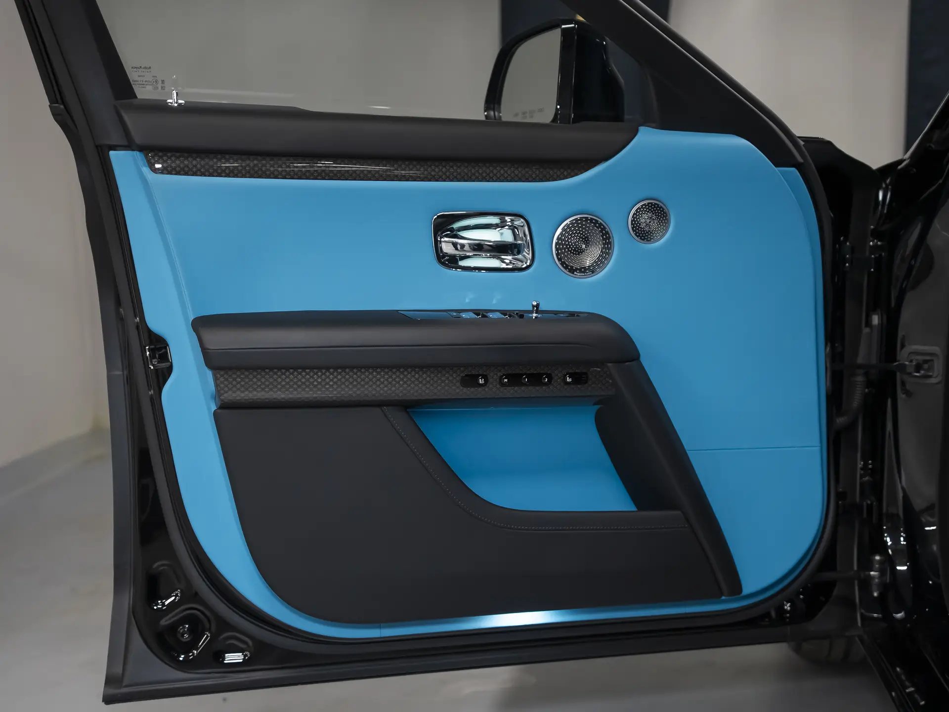 Rolls-Royce Ghost Black Badge, II, 2022 купить в салоне Million Miles