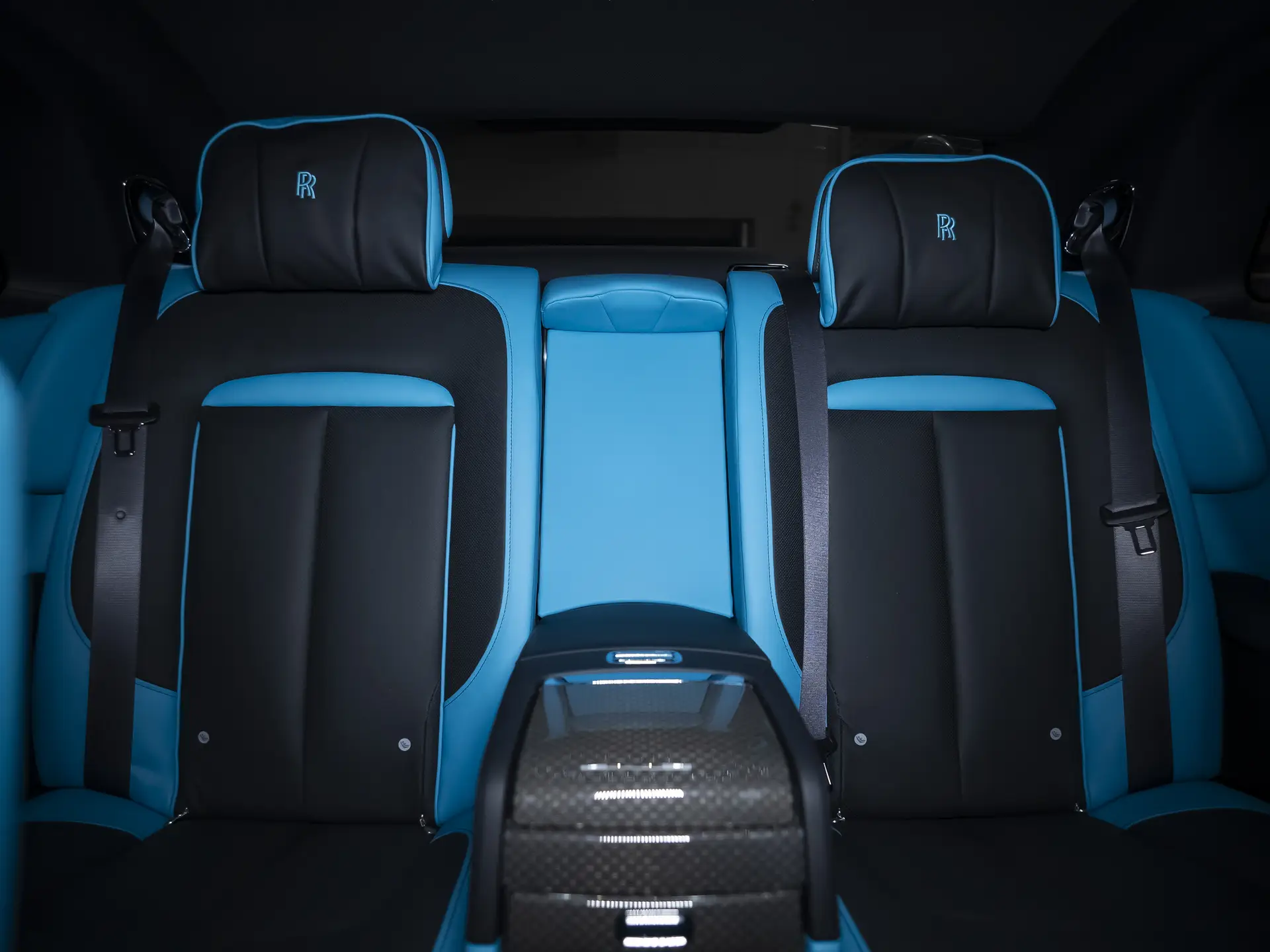 Rolls-Royce Ghost Black Badge, II, 2022 купить в салоне Million Miles