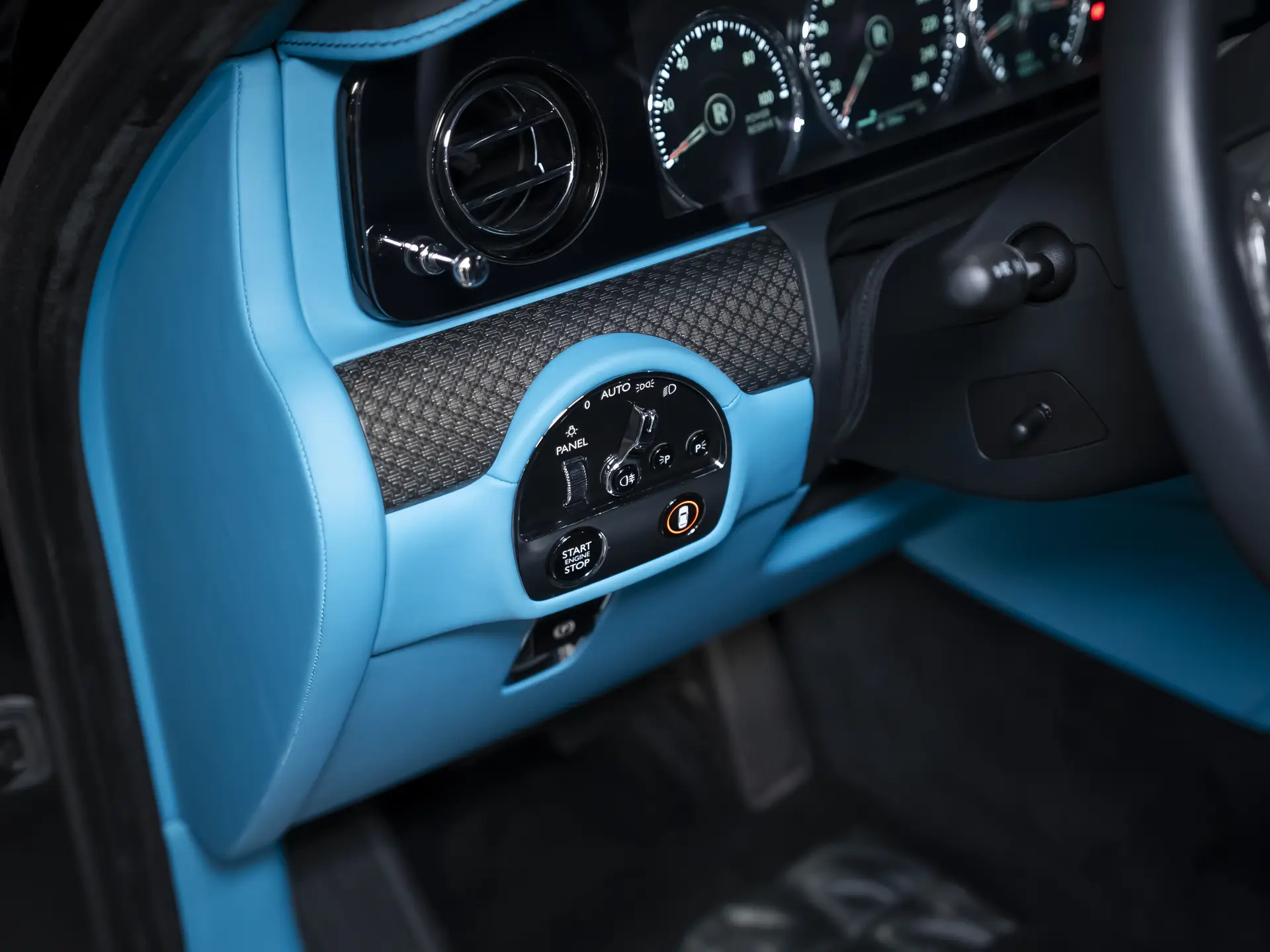 Rolls-Royce Ghost Black Badge, II, 2022 купить в салоне Million Miles