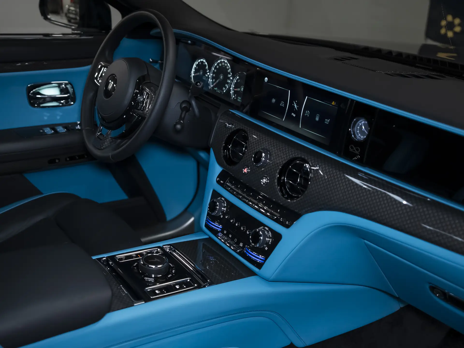 Rolls-Royce Ghost Black Badge, II, 2022 купить в салоне Million Miles