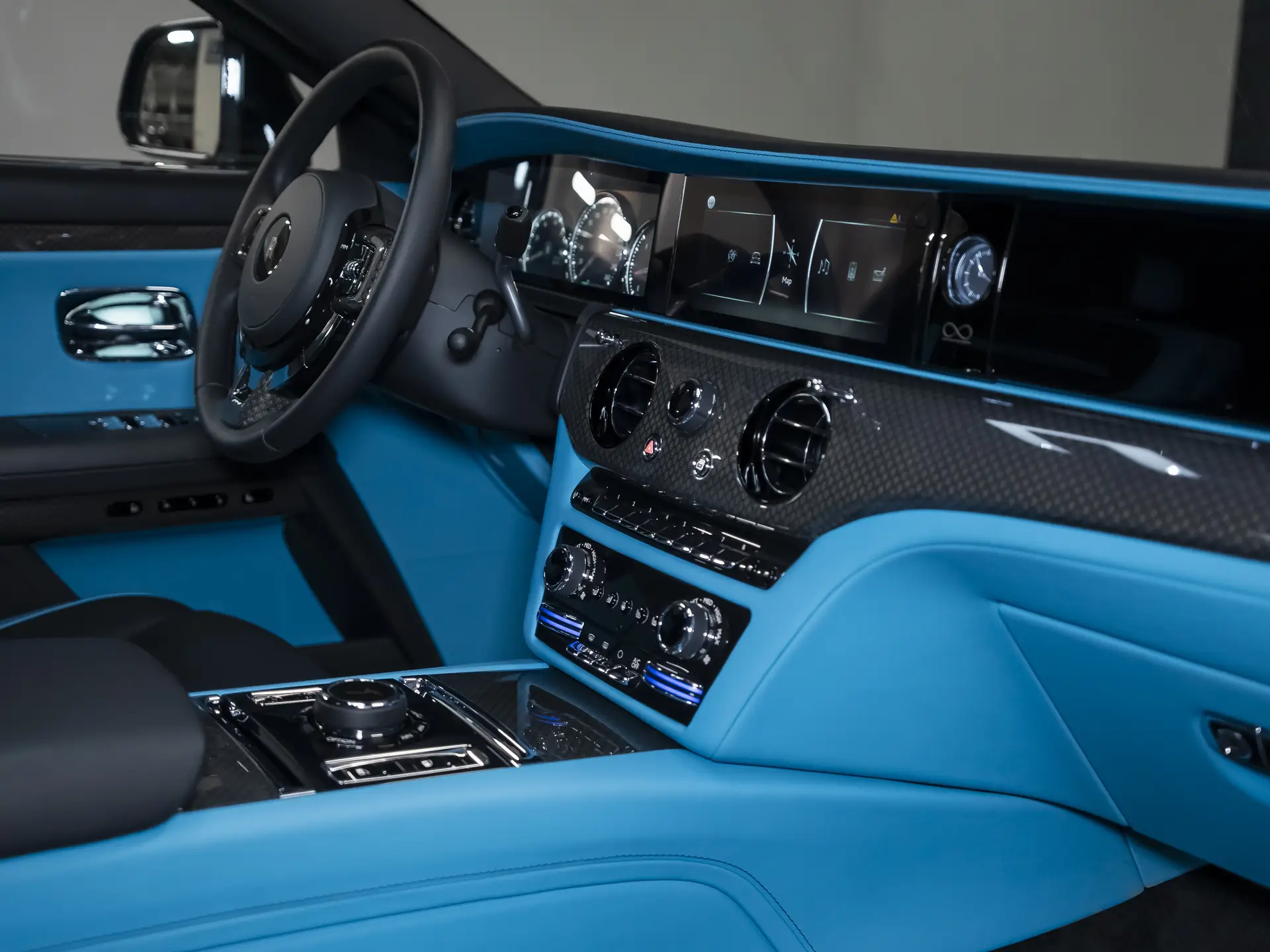 Rolls-Royce Ghost Black Badge, II, 2022 купить в салоне Million Miles