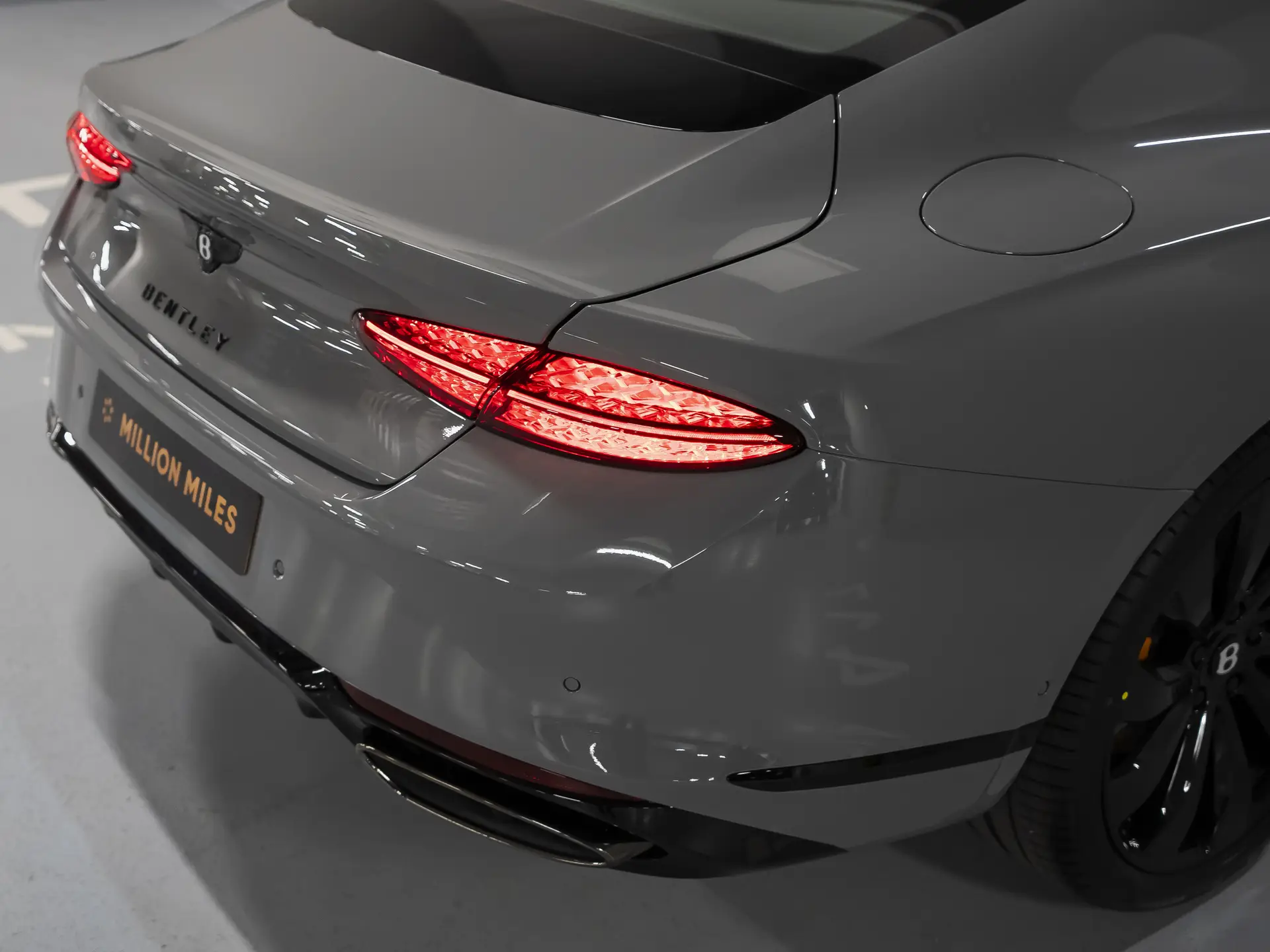 Bentley Continental GT, IV, 2025 купить в салоне Million Miles