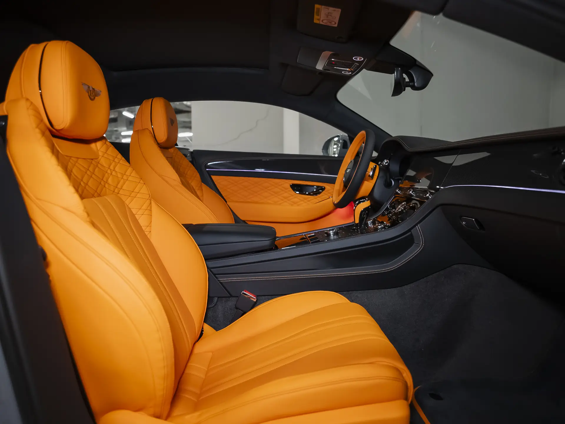 Bentley Continental GT, IV, 2025 купить в салоне Million Miles