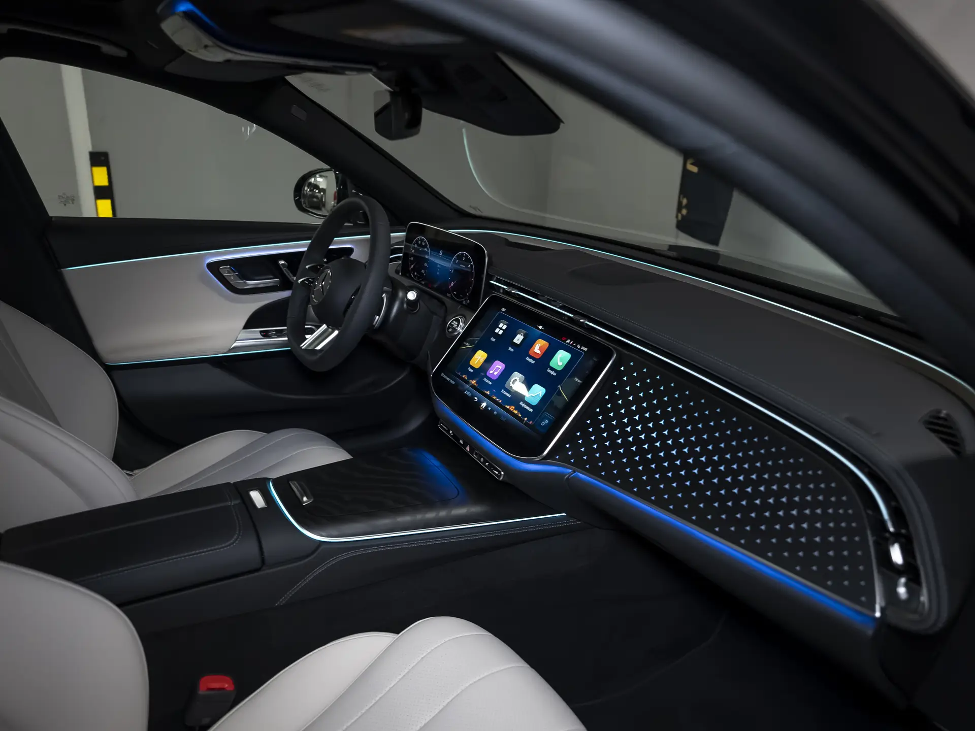 Mercedes-Benz E-Класс 220, VI (W214, S214), 2025 купить в салоне Million Miles