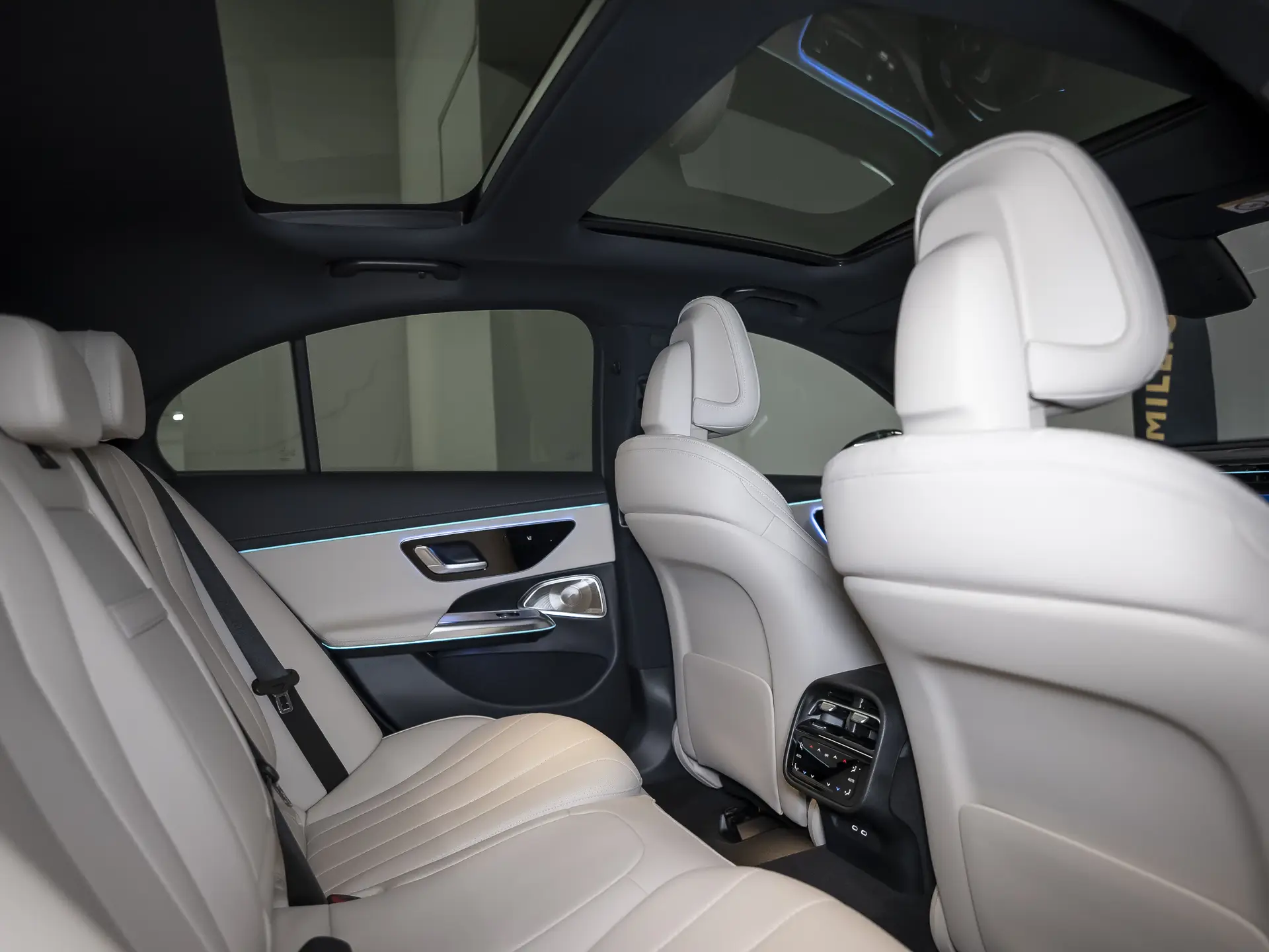 Mercedes-Benz E-Класс 220, VI (W214, S214), 2025 купить в салоне Million Miles