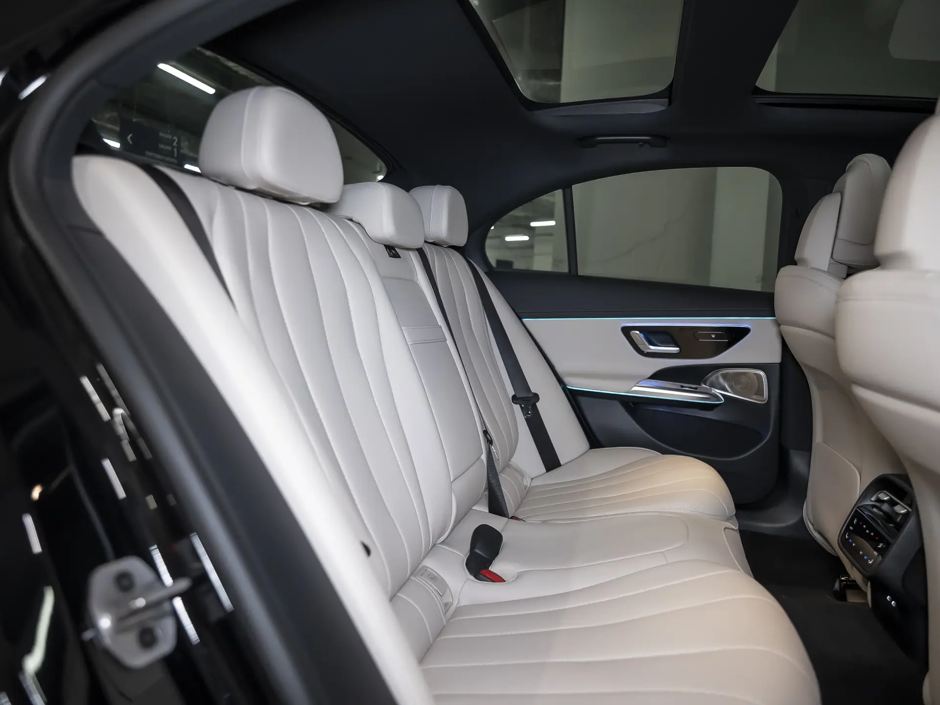 Mercedes-Benz E-Класс 220, VI (W214, S214), 2025 купить в салоне Million Miles