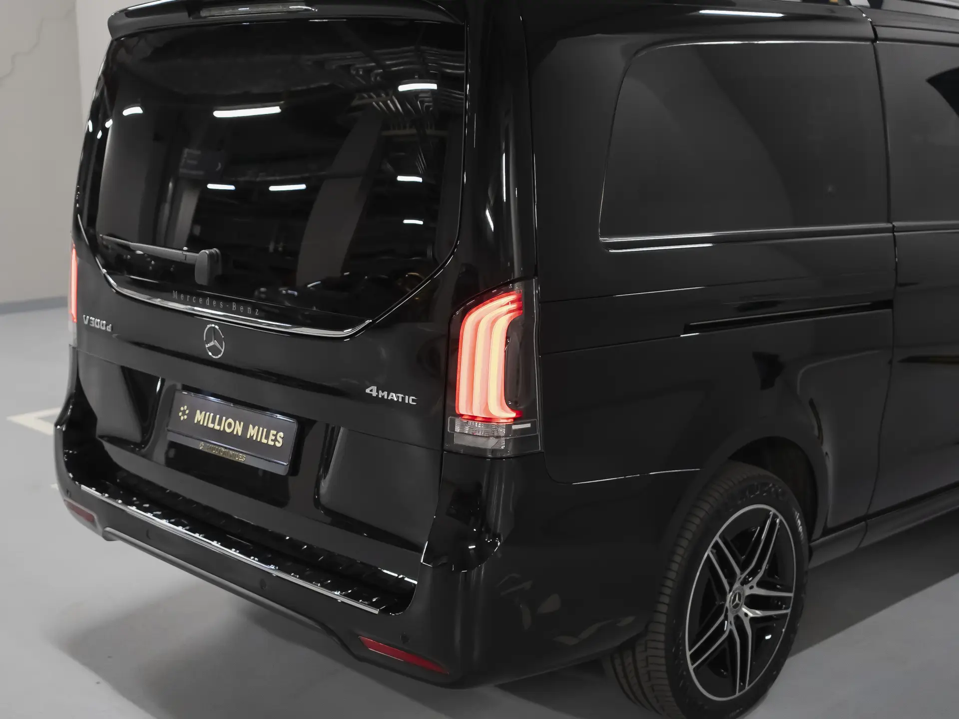 Mercedes-Benz V-Класс, III (W447) Рестайлинг 2, 2024 купить в салоне Million Miles