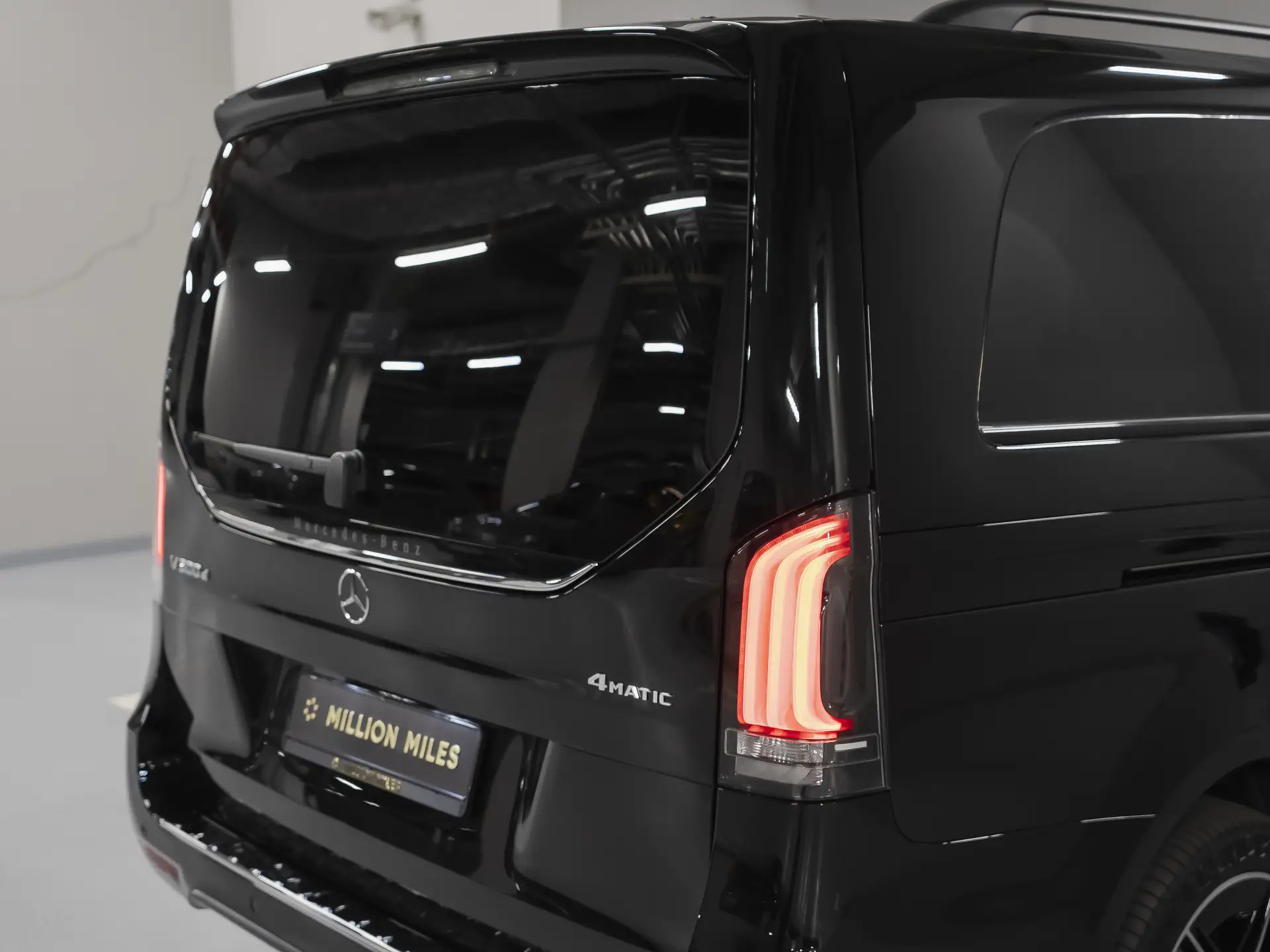 Mercedes-Benz V-Класс, III (W447) Рестайлинг 2, 2024 купить в салоне Million Miles