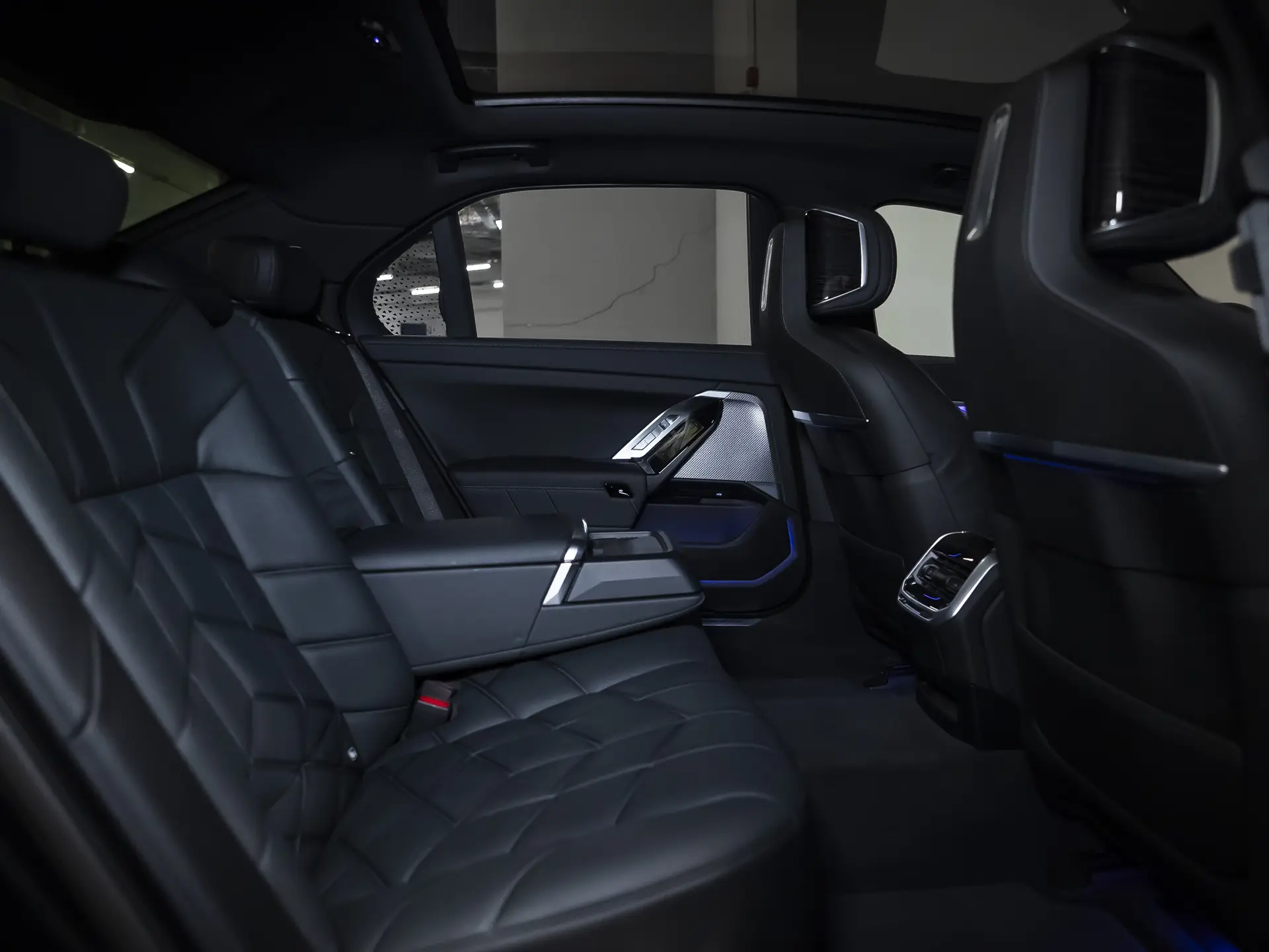 BMW 7 серии, VII (G70), 2022 купить в салоне Million Miles