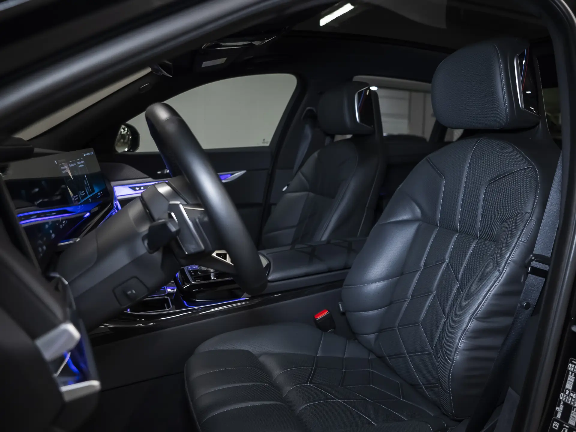 BMW 7 серии, VII (G70), 2022 купить в салоне Million Miles