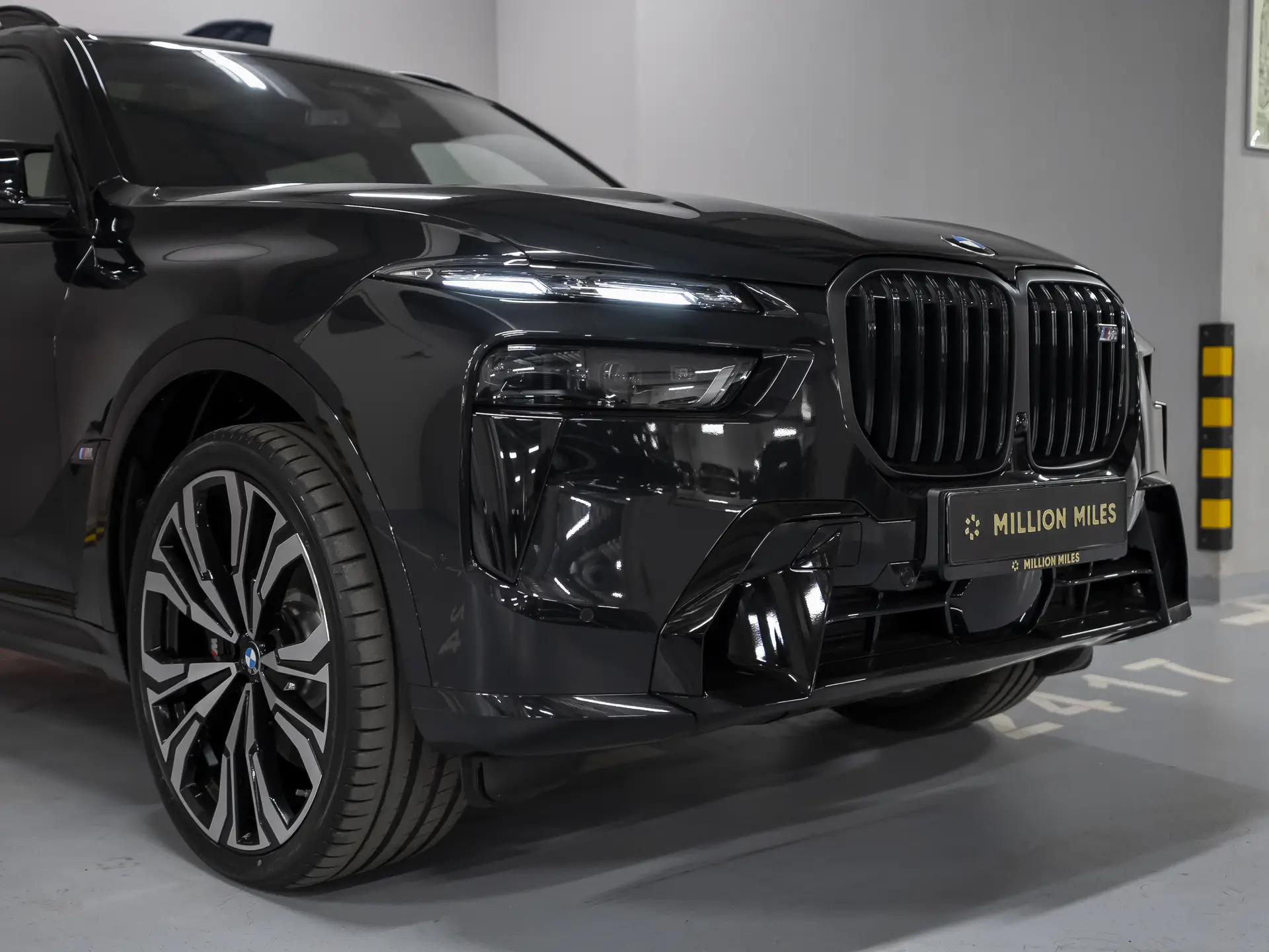 BMW X7, I (G07) Рестайлинг, 2025 купить в салоне Million Miles