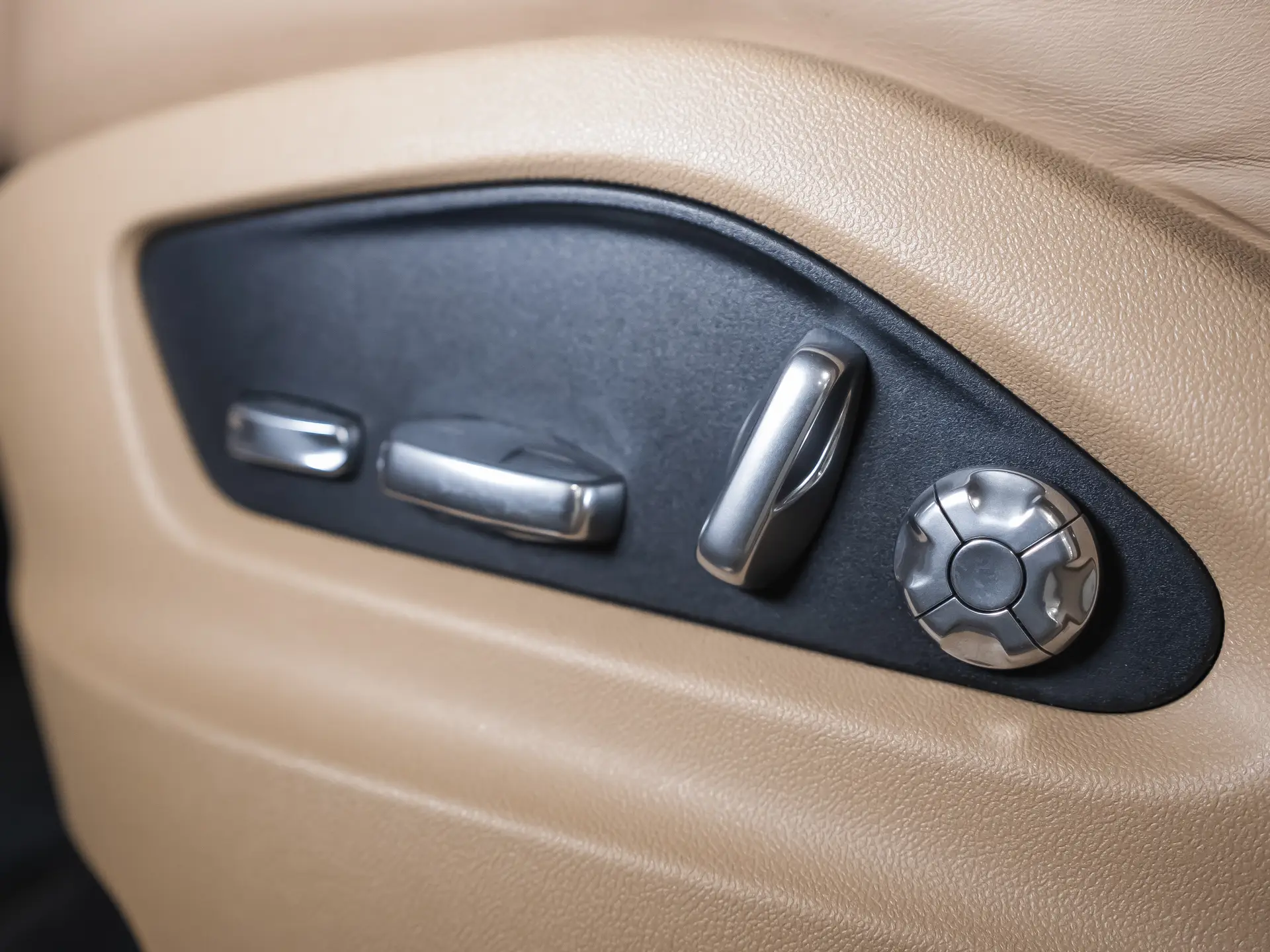 Porsche Cayenne, III, 2019 купить в салоне Million Miles