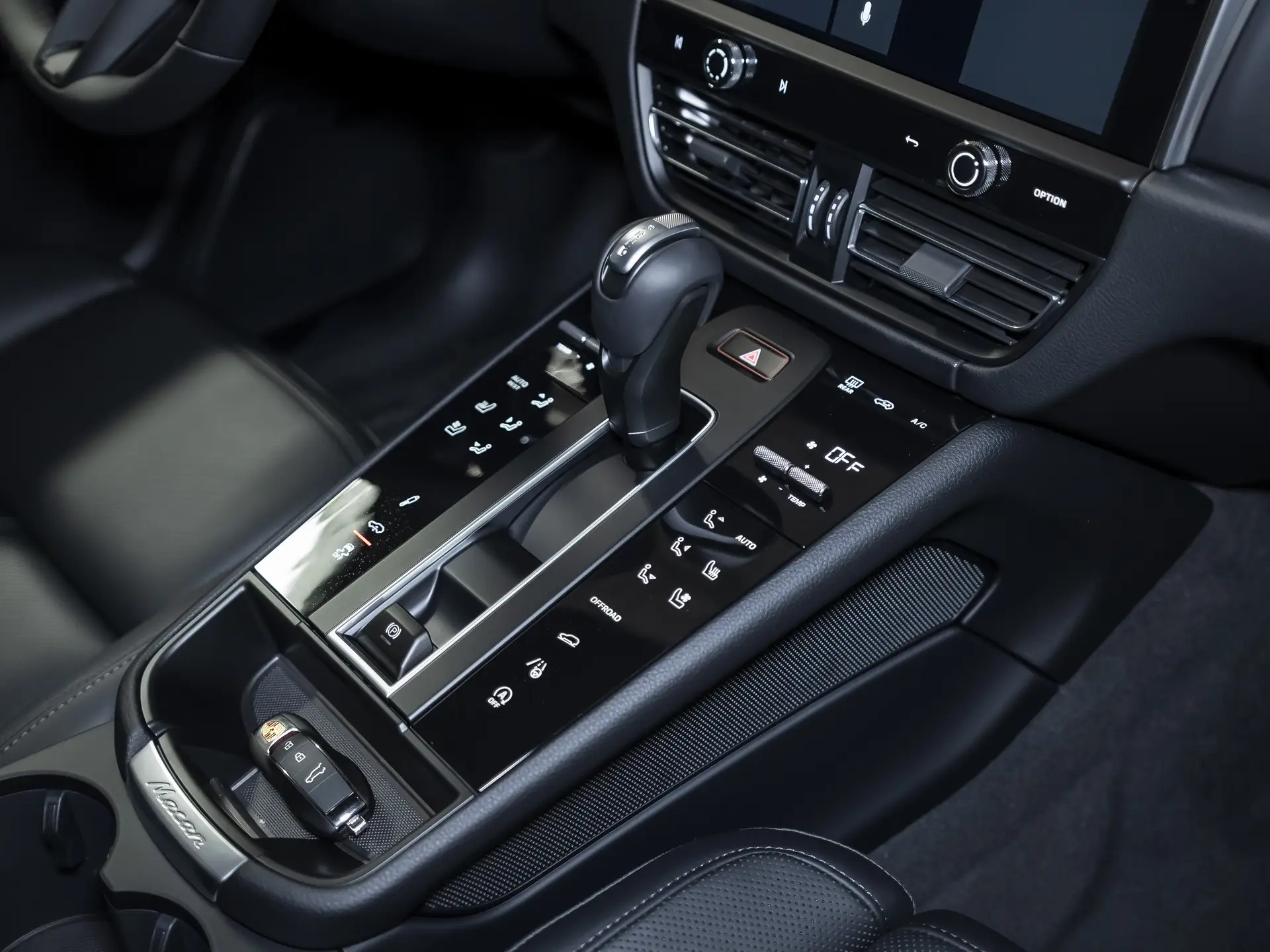 Porsche Macan, I Рестайлинг 2, 2025 купить в салоне Million Miles