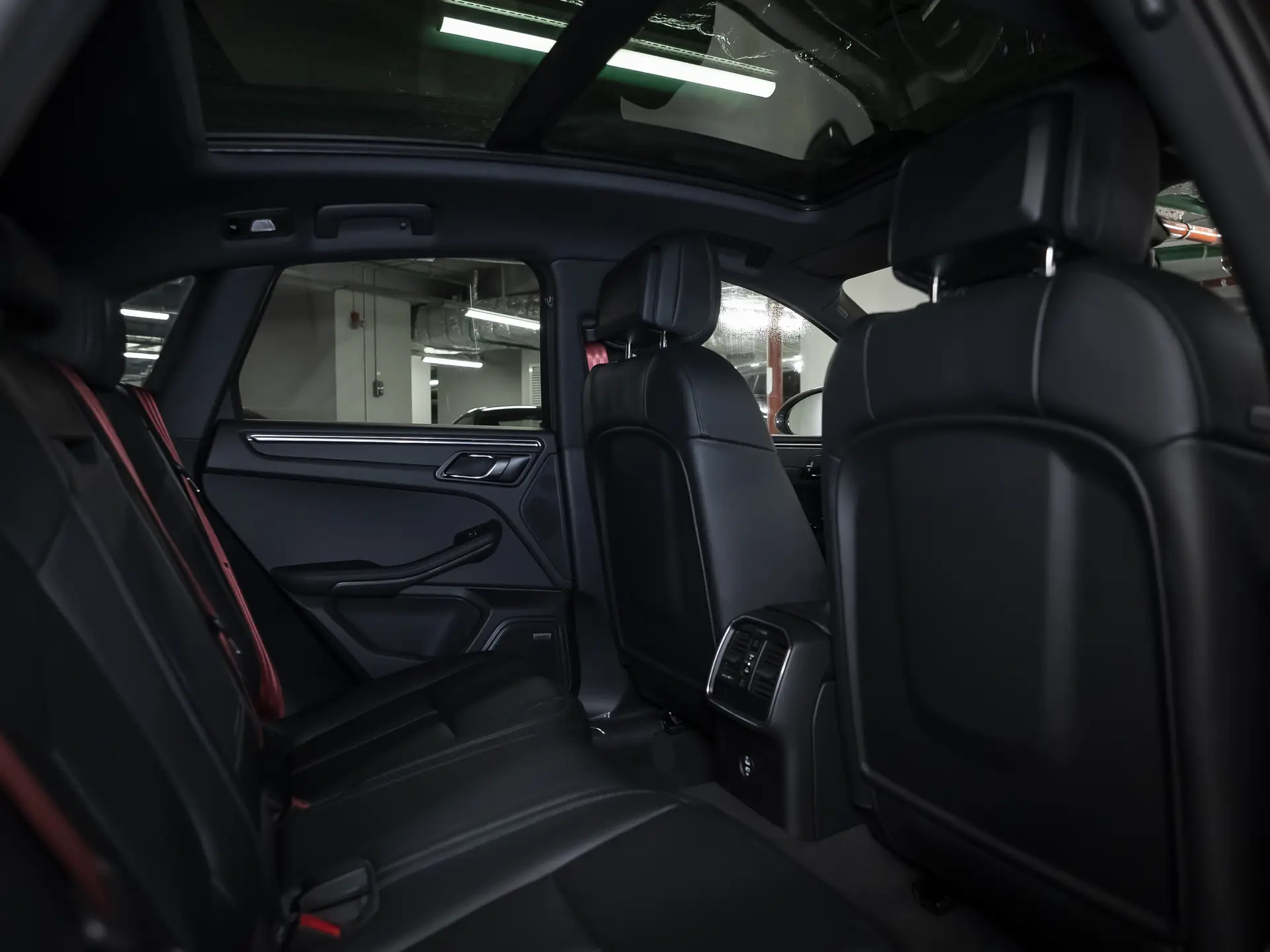 Porsche Macan, I Рестайлинг 2, 2025 купить в салоне Million Miles