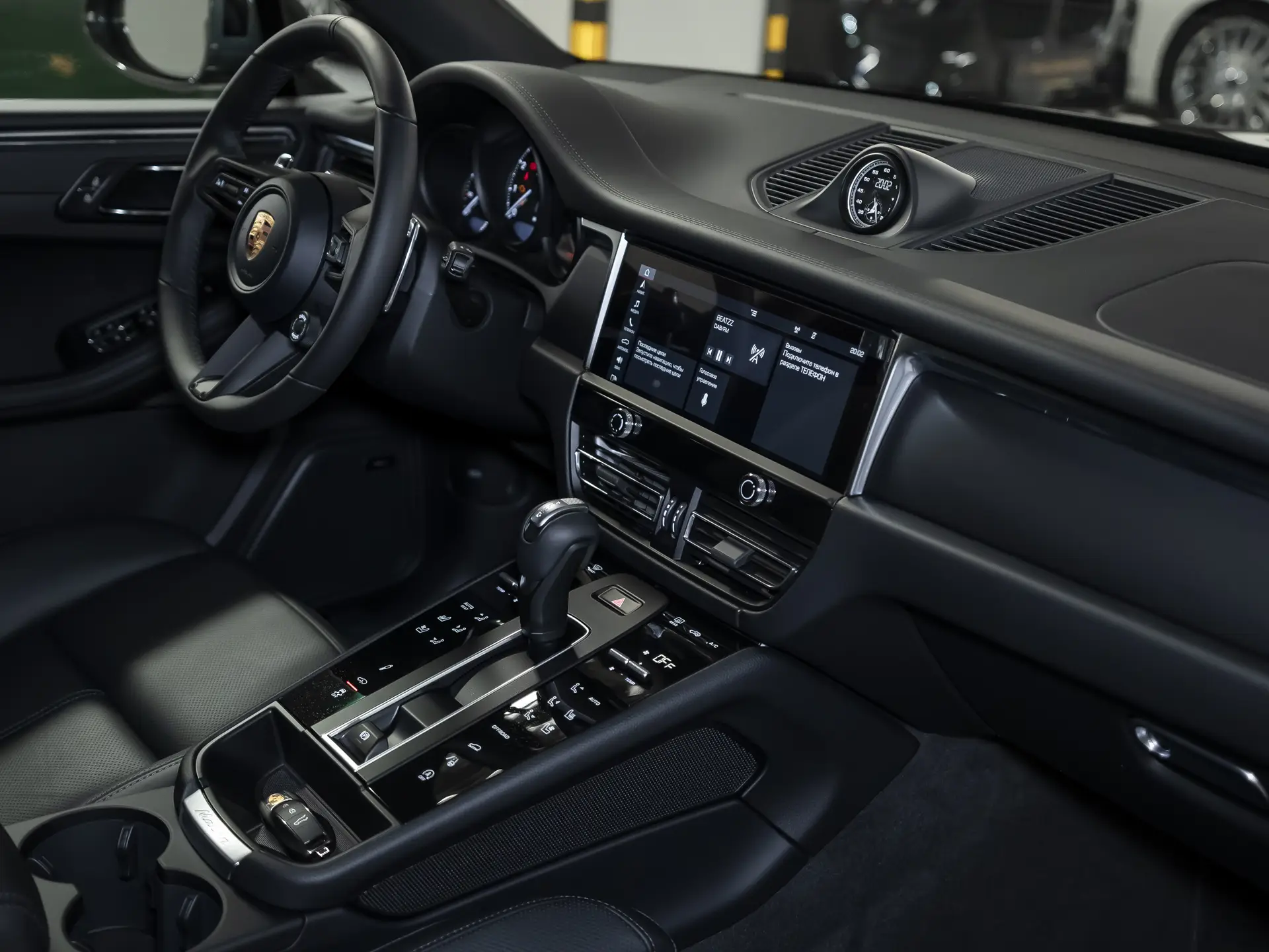 Porsche Macan, I Рестайлинг 2, 2025 купить в салоне Million Miles