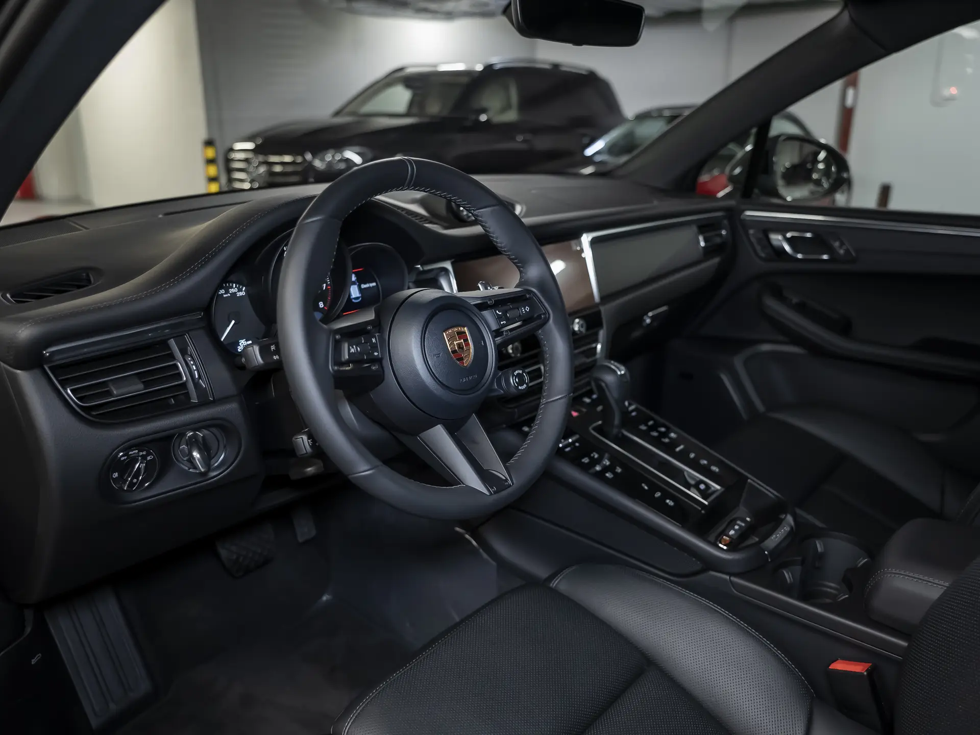 Porsche Macan, I Рестайлинг 2, 2025 купить в салоне Million Miles