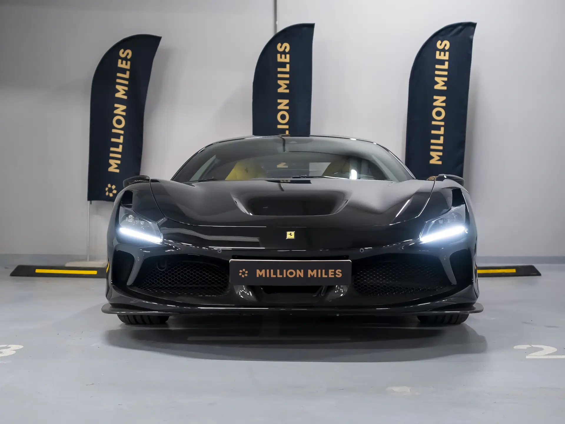 Ferrari F8 Tributo, I, 2021 купить в салоне Million Miles