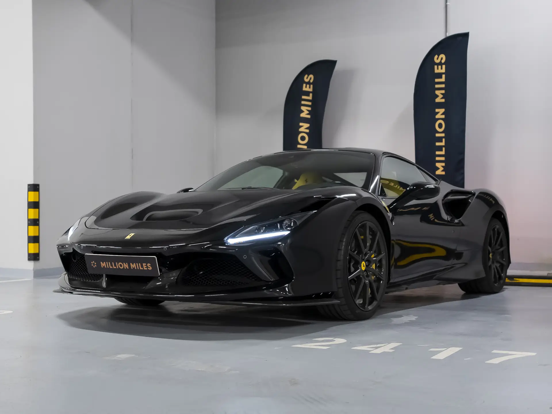 Ferrari F8 Tributo, I, 2021 купить в салоне Million Miles