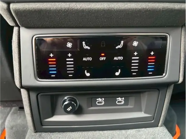 Lamborghini Urus SE, I Рестайлинг, 2025 купить в салоне Million Miles