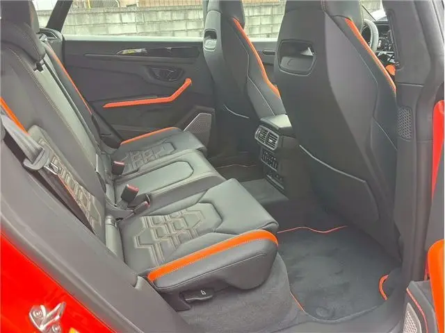 Lamborghini Urus SE, I Рестайлинг, 2025 купить в салоне Million Miles