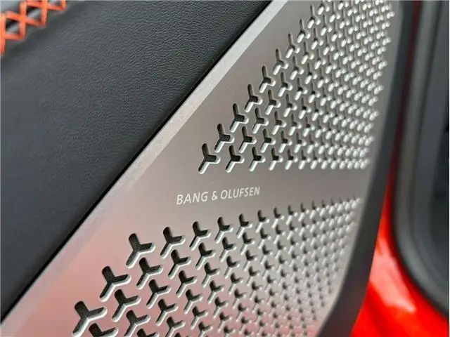 Lamborghini Urus SE, I Рестайлинг, 2025 купить в салоне Million Miles