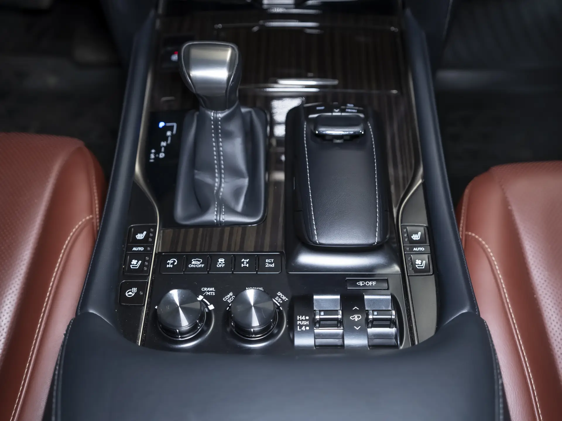 Lexus LX, III Рестайлинг 2, 2020 купить в салоне Million Miles