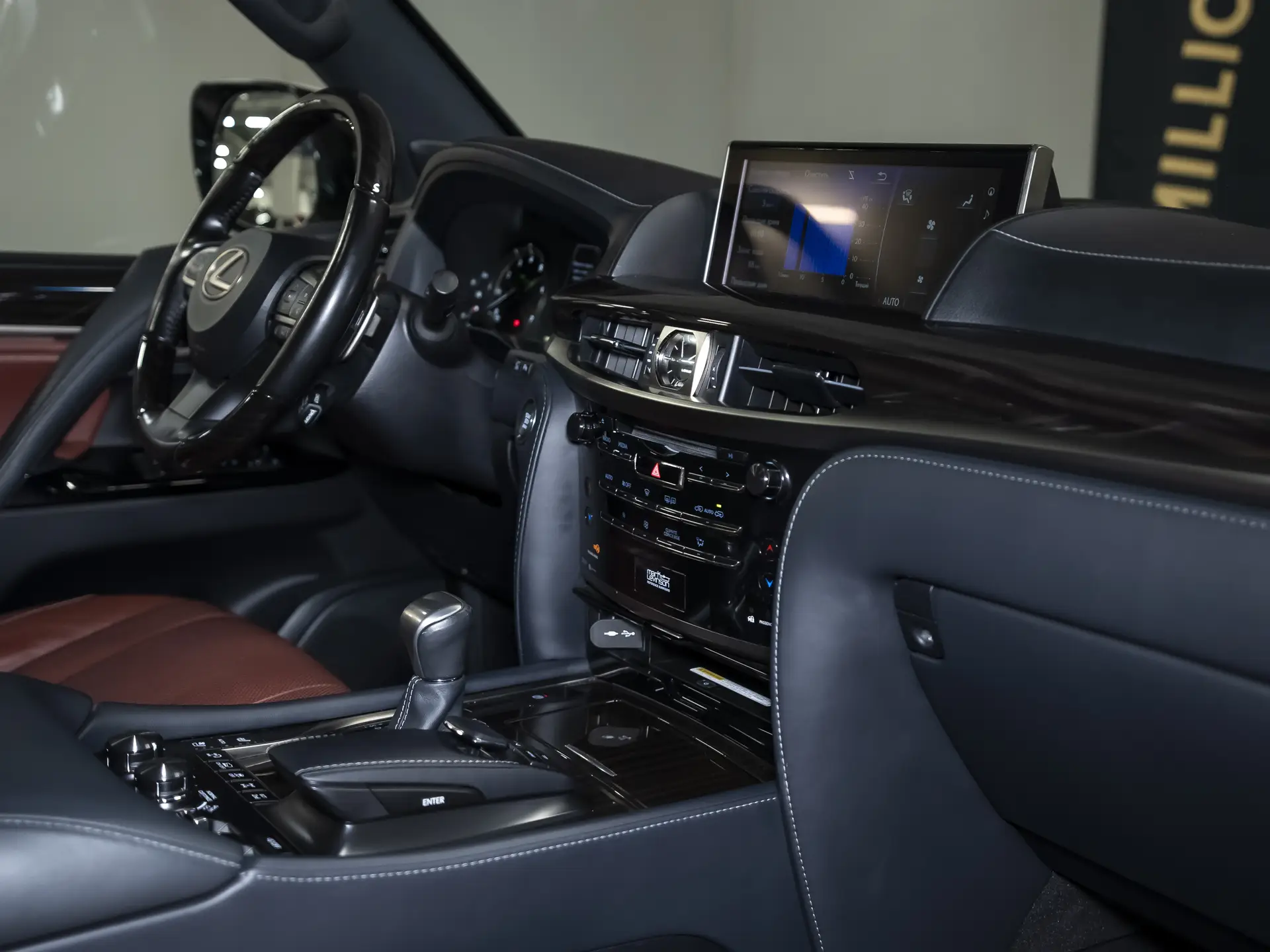 Lexus LX, III Рестайлинг 2, 2020 купить в салоне Million Miles