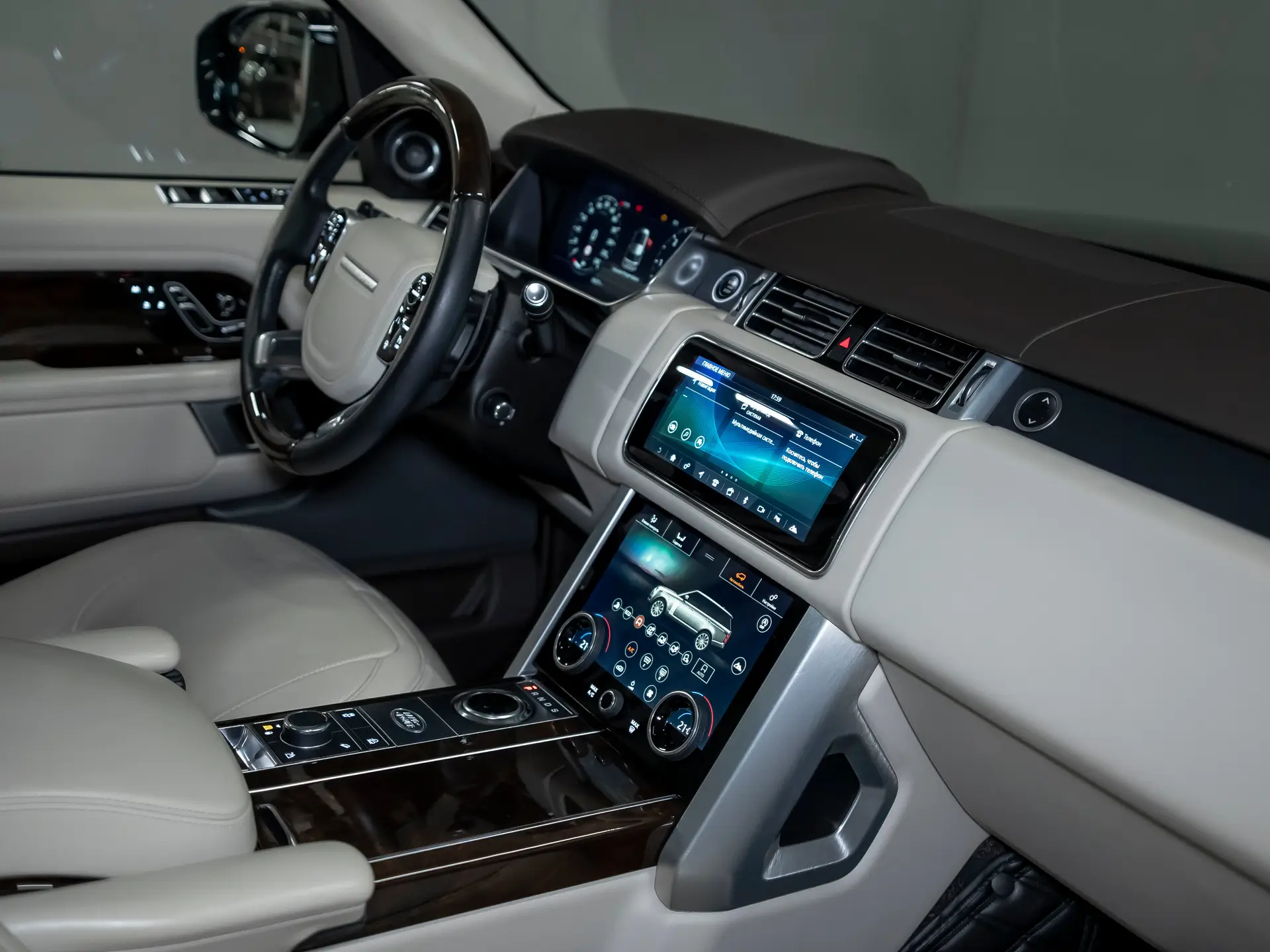 Land Rover Range Rover, IV Рестайлинг, 2020 купить в салоне Million Miles