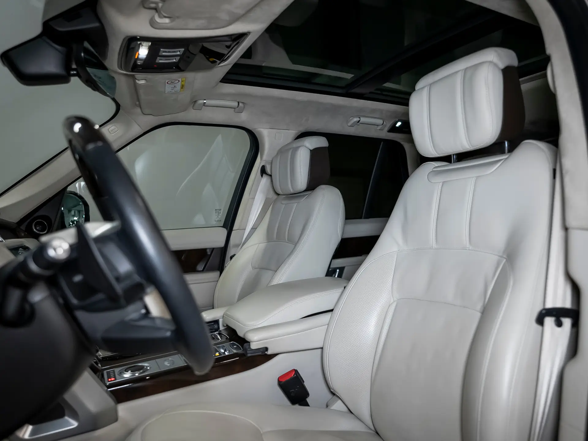 Land Rover Range Rover, IV Рестайлинг, 2020 купить в салоне Million Miles