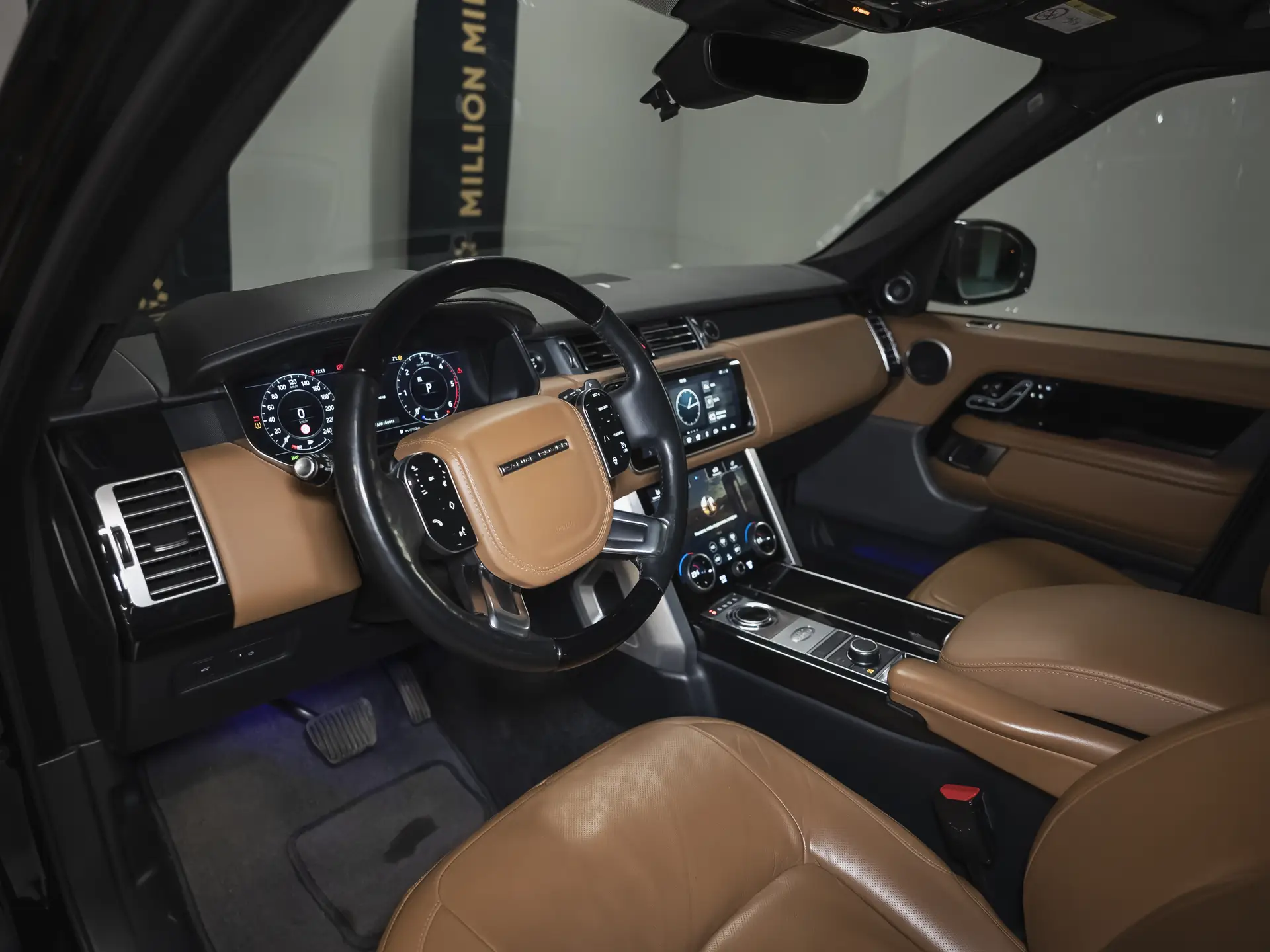 Land Rover Range Rover, IV Рестайлинг, 2018 купить в салоне Million Miles