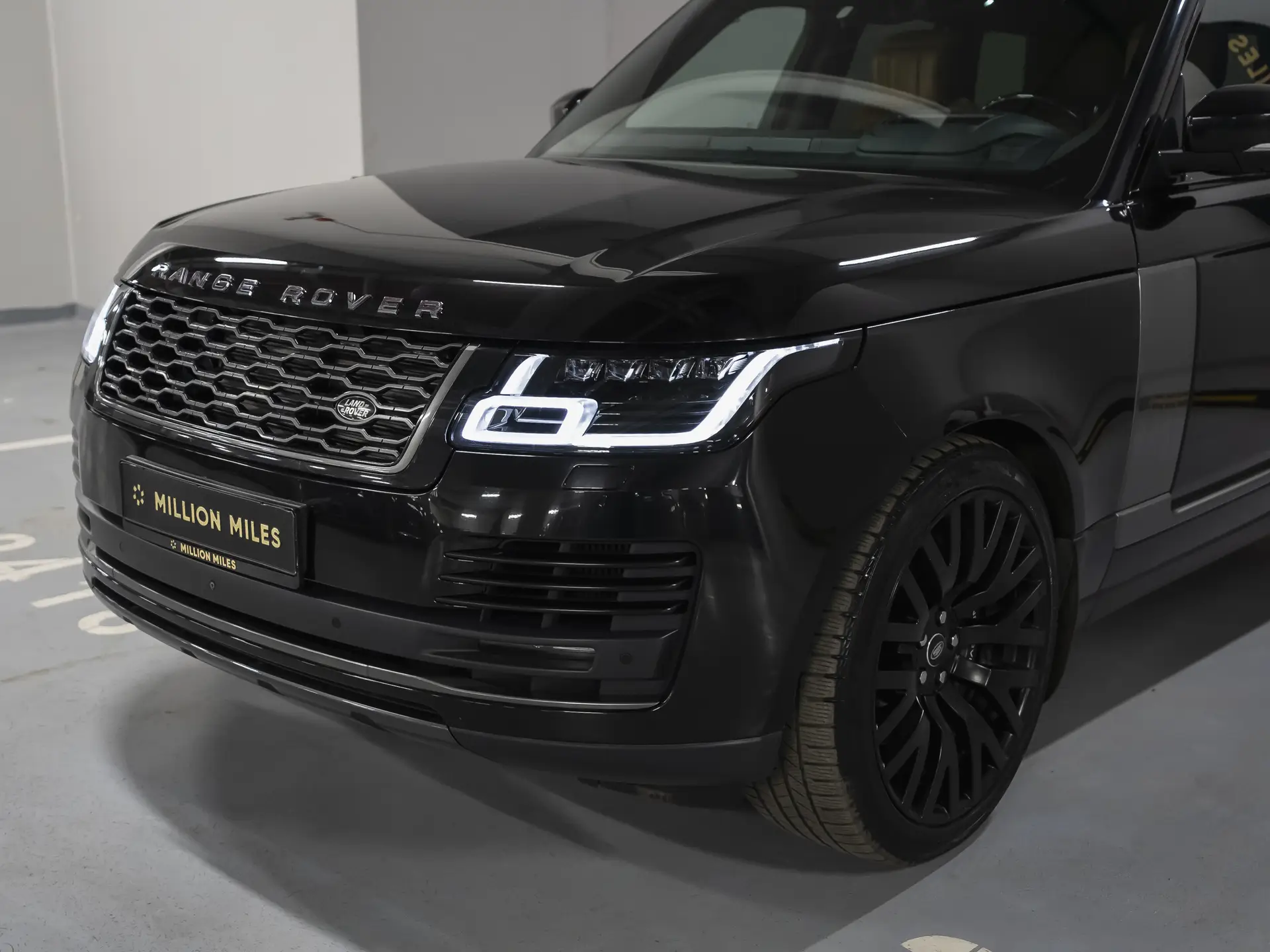 Land Rover Range Rover, IV Рестайлинг, 2018 купить в салоне Million Miles