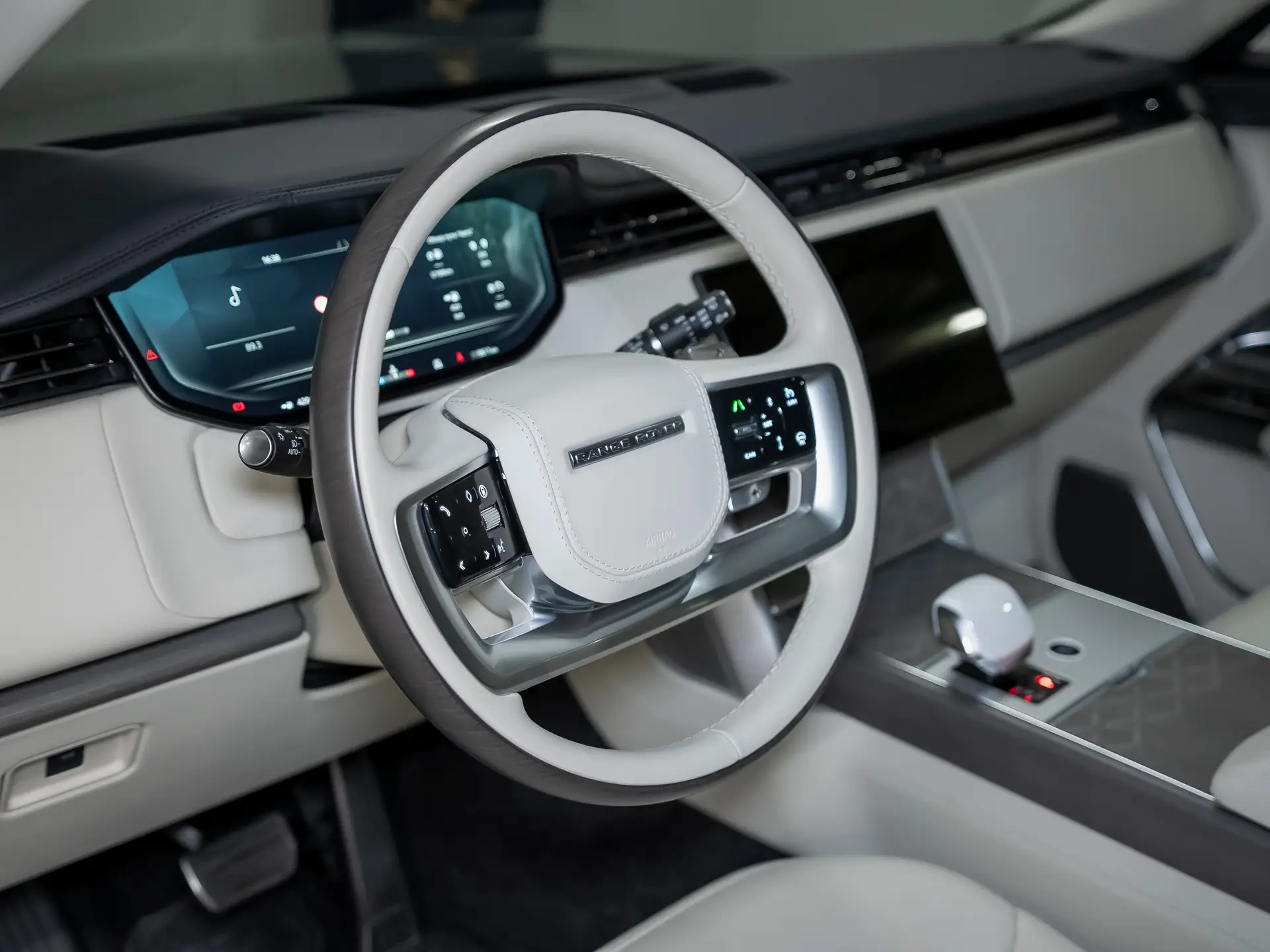 Land Rover Range Rover, V, 2023 купить в салоне Million Miles