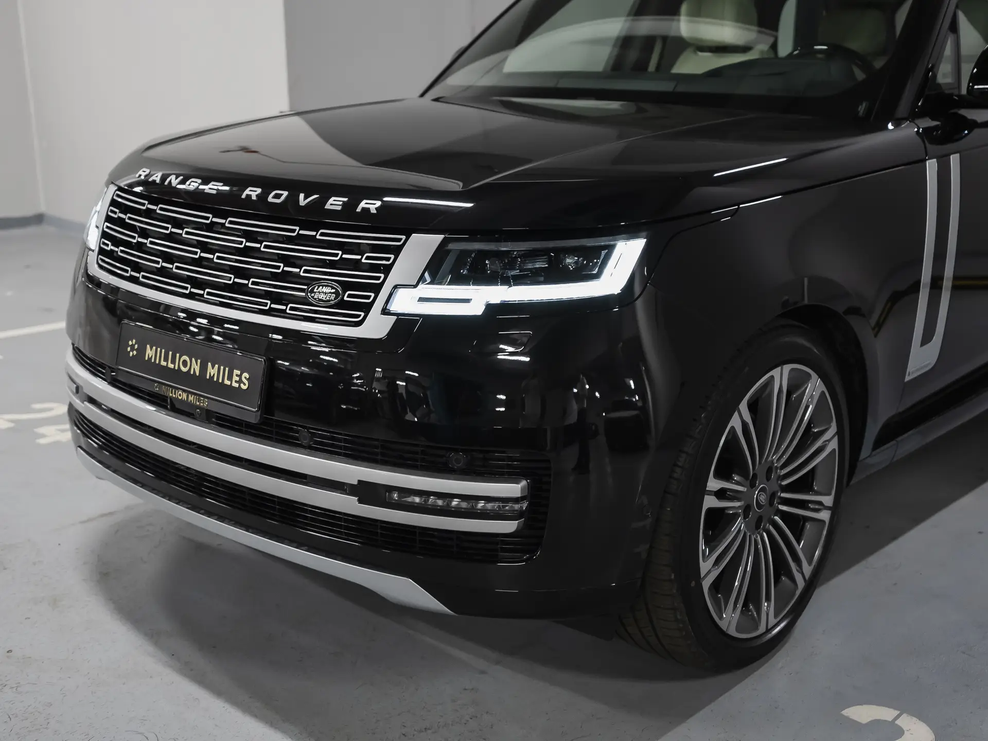Land Rover Range Rover, V, 2025 купить в салоне Million Miles