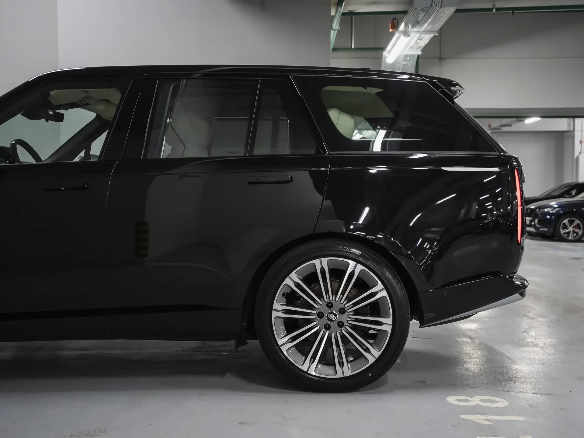 Land Rover Range Rover, V, 2025 купить в салоне Million Miles