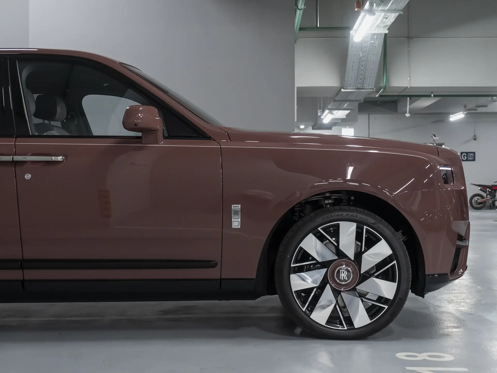 Rolls-Royce Cullinan, I Рестайлинг, 2025 купить в салоне Million Miles