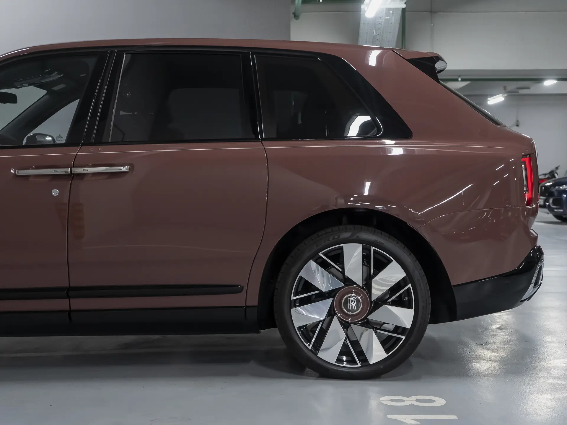 Rolls-Royce Cullinan, I Рестайлинг, 2025 купить в салоне Million Miles