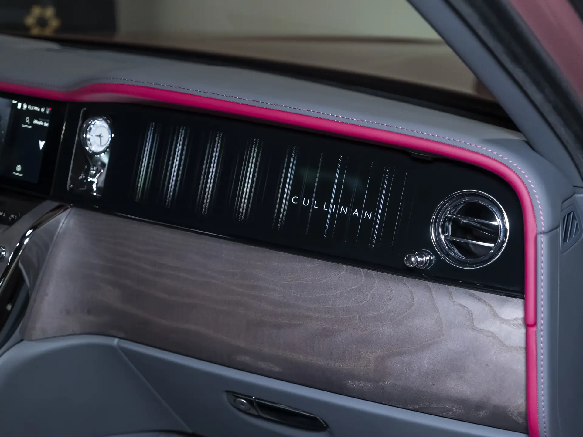 Rolls-Royce Cullinan, I Рестайлинг, 2025 купить в салоне Million Miles