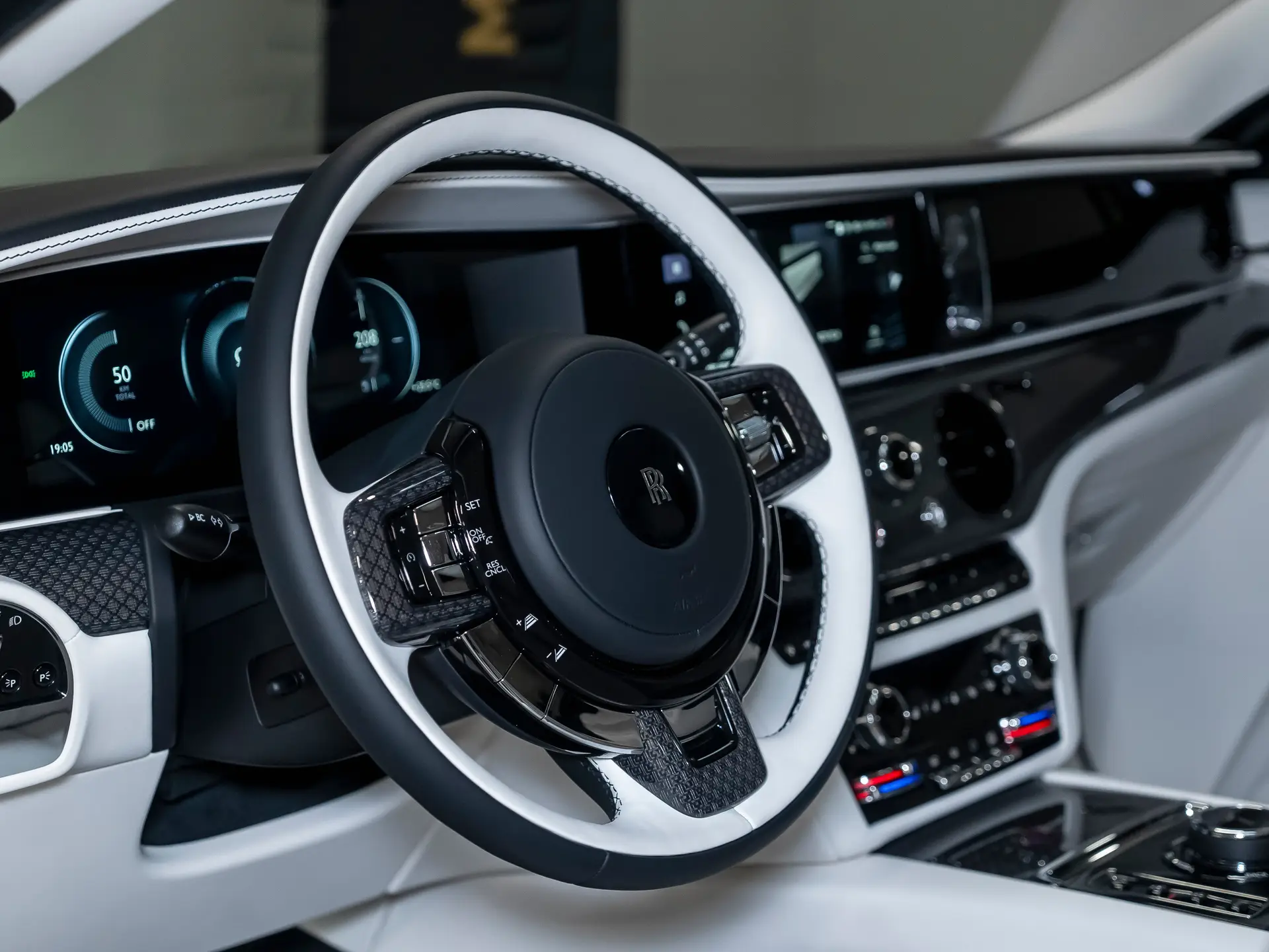 Rolls-Royce Ghost, II Рестайлинг (Series II), 2025 купить в салоне Million Miles